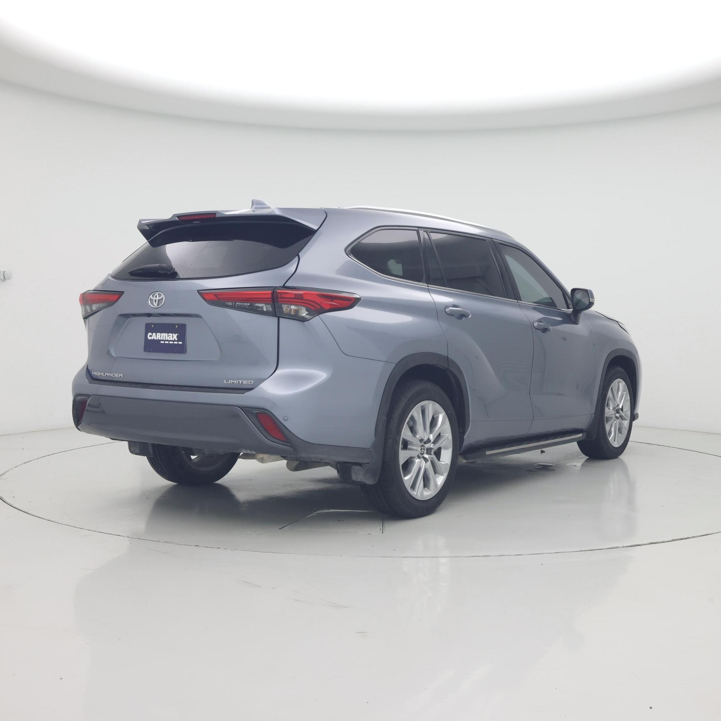 Thumbnail: 2022 Toyota Highlander - 8