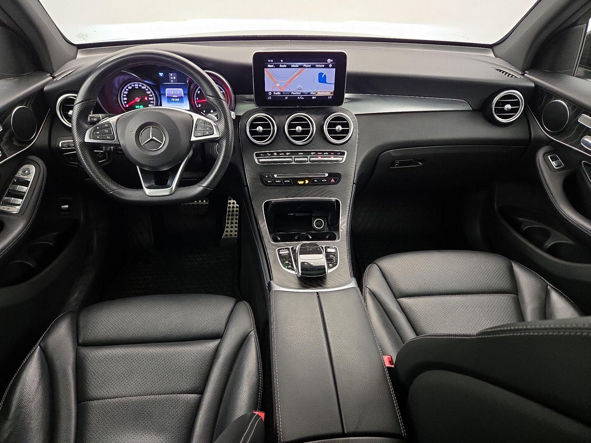 Thumbnail: 2018 Mercedes-Benz GLC - 9