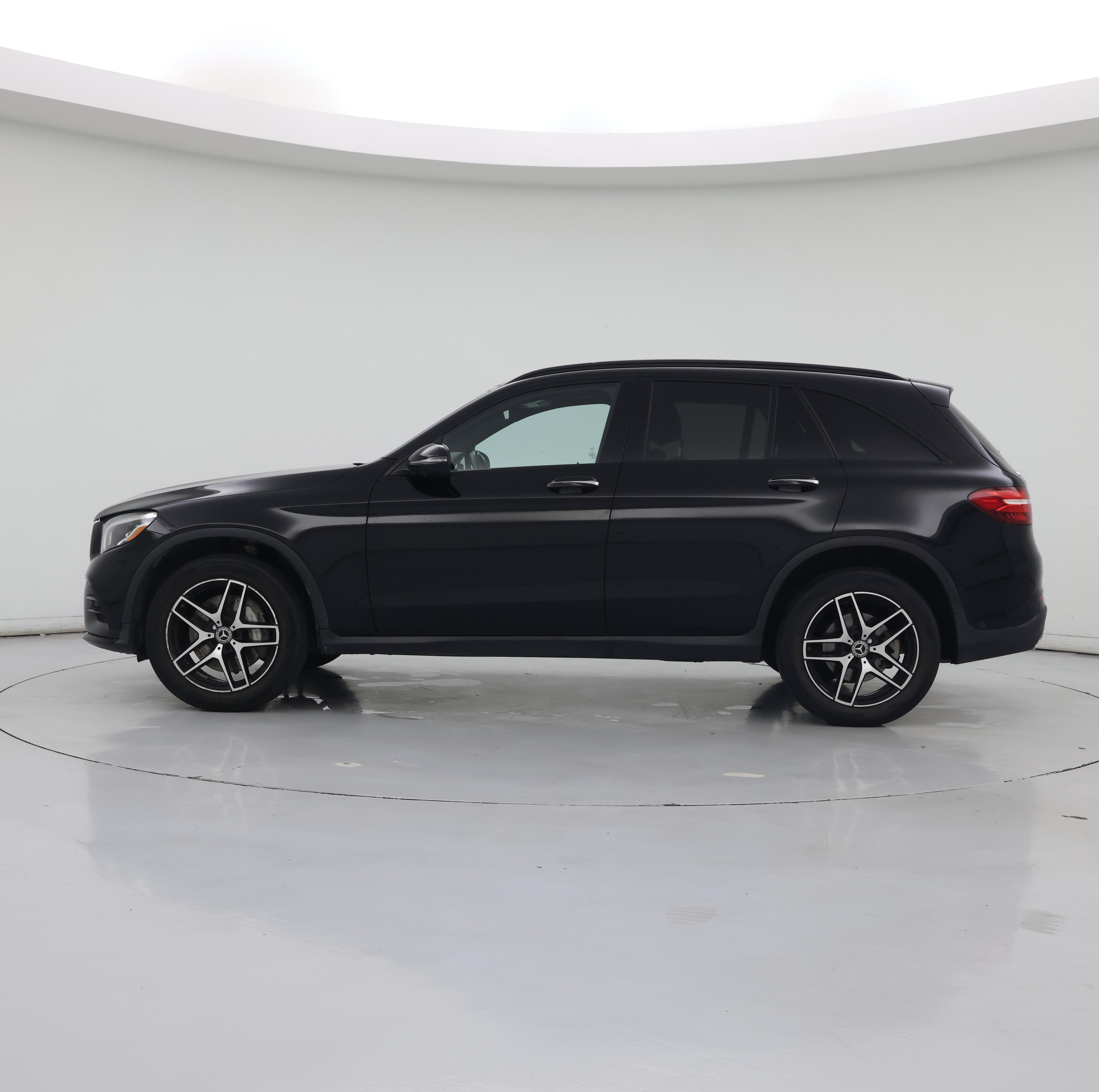 Thumbnail: 2018 Mercedes-Benz GLC - 3