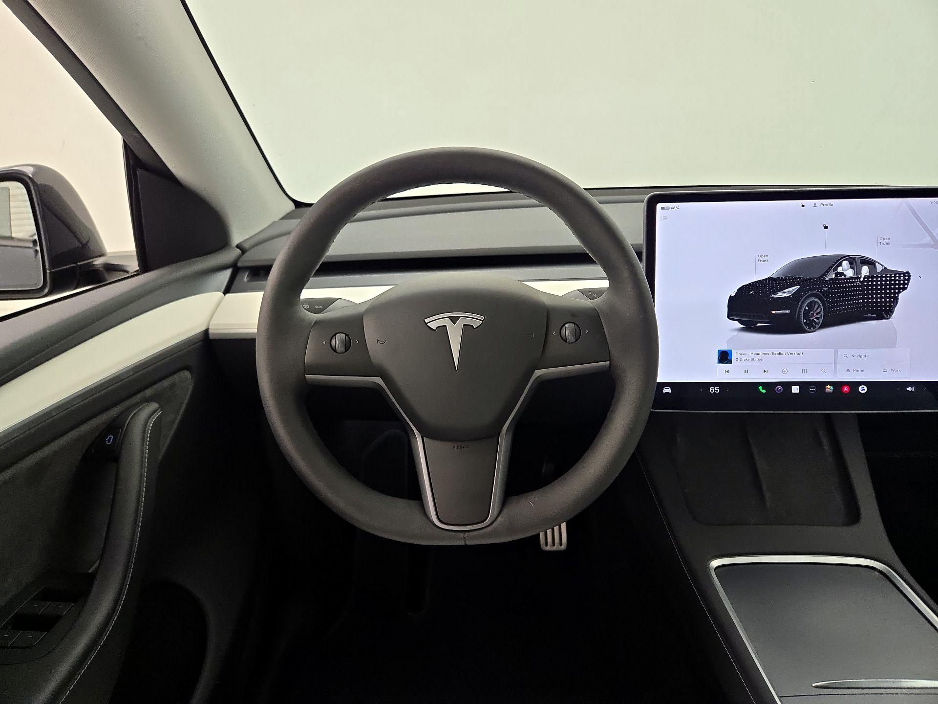 Thumbnail: 2024 Tesla Model Y - 10