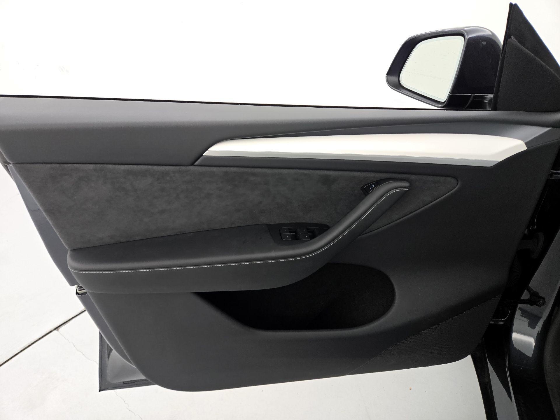 Thumbnail: 2024 Tesla Model Y - 12