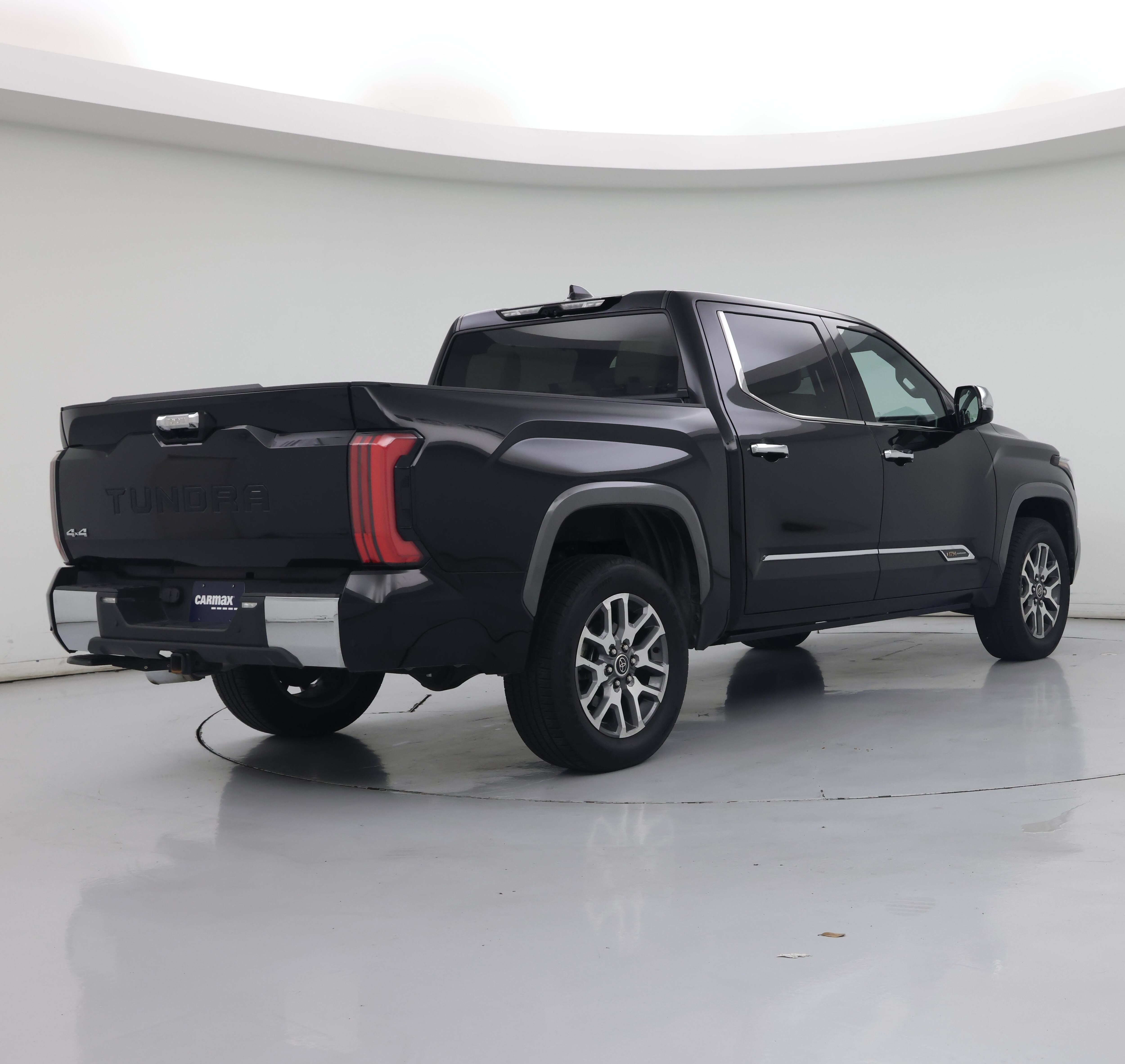 Thumbnail: 2023 Toyota Tundra - 8