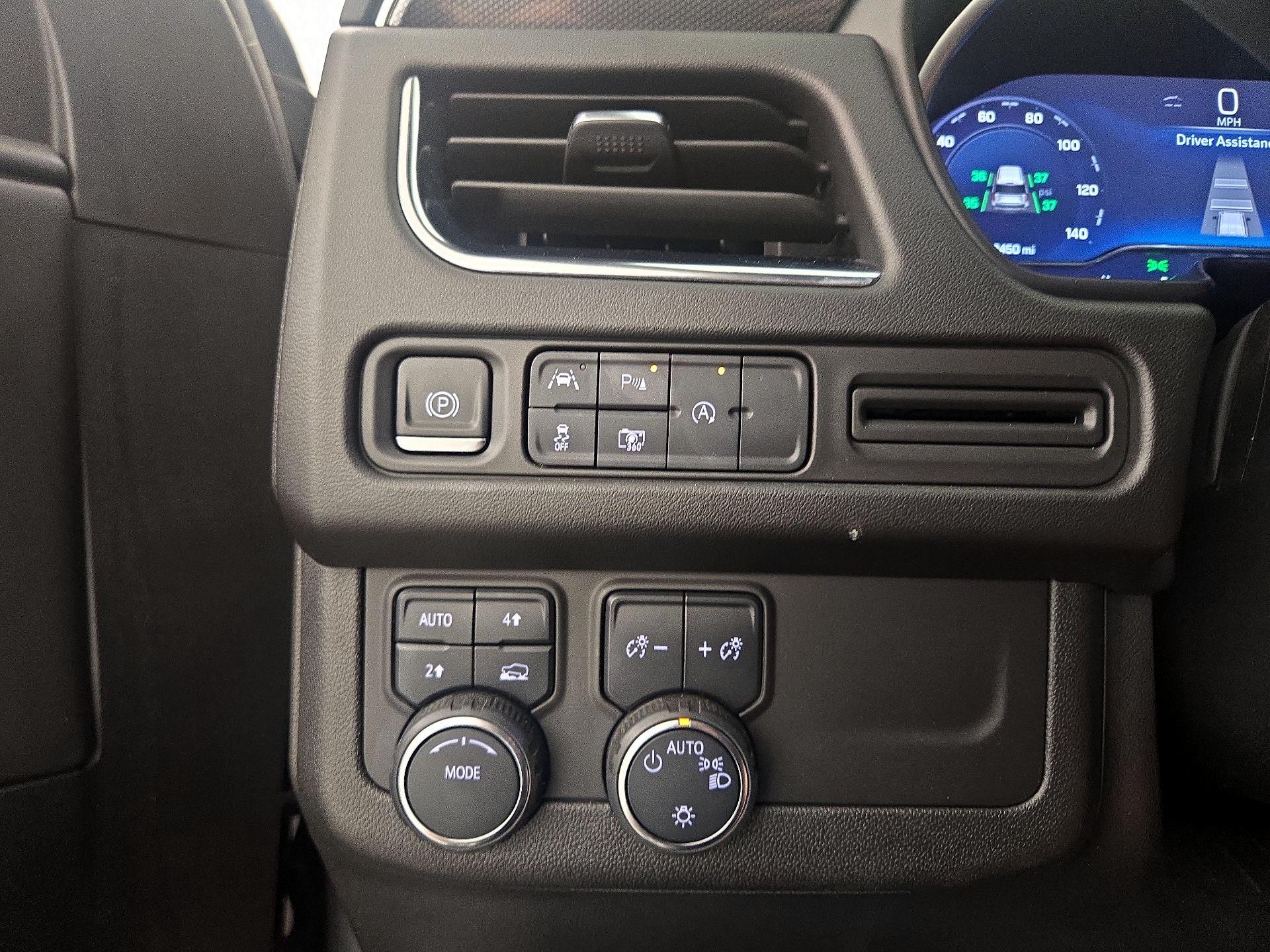 Thumbnail: 2024 Chevrolet Suburban - 13
