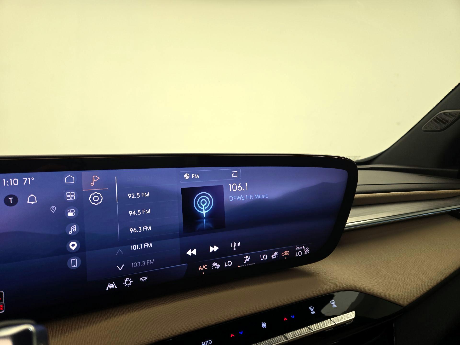 Thumbnail: 2025 Buick Enclave - 16
