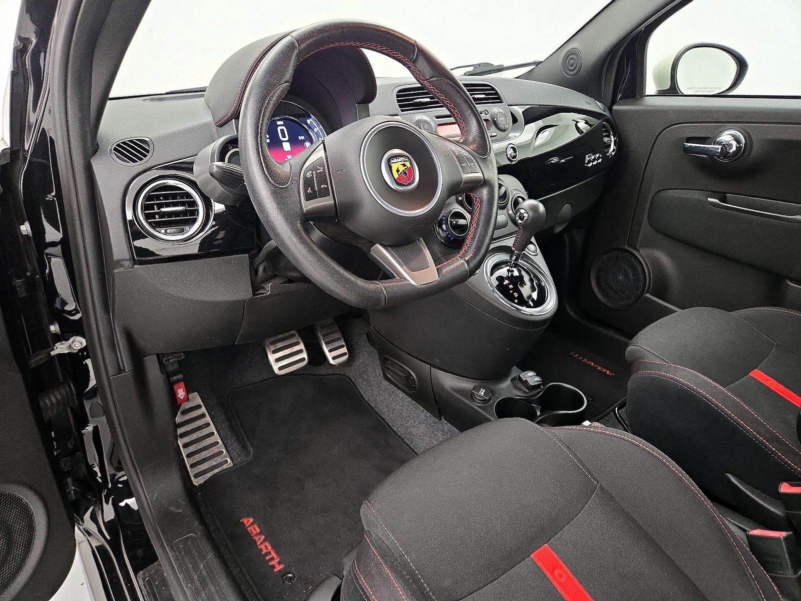 2015 FIAT 500 Abarth - Photo 10