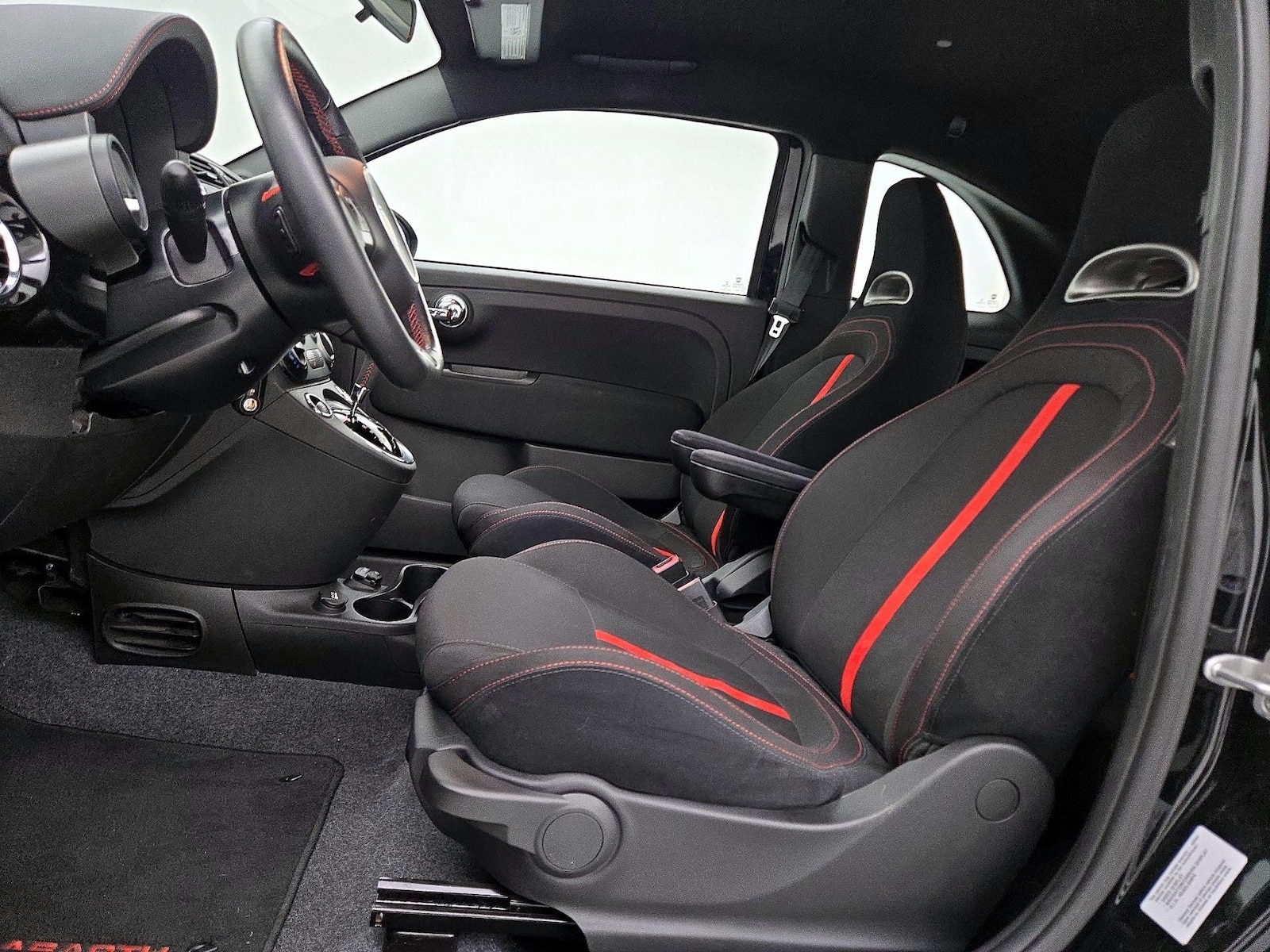 2015 FIAT 500 Abarth - Photo 12