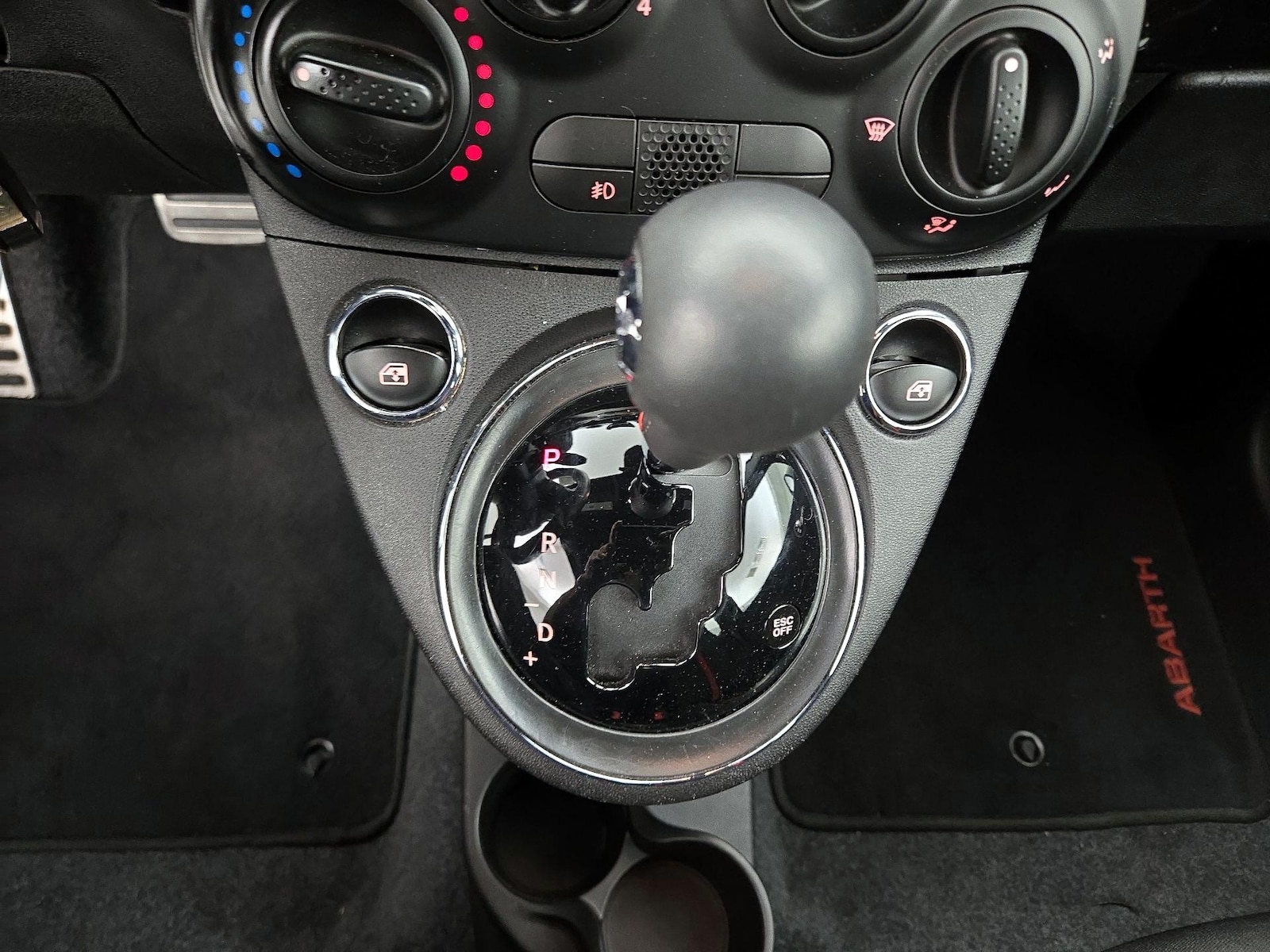 2015 FIAT 500 Abarth - Photo 16