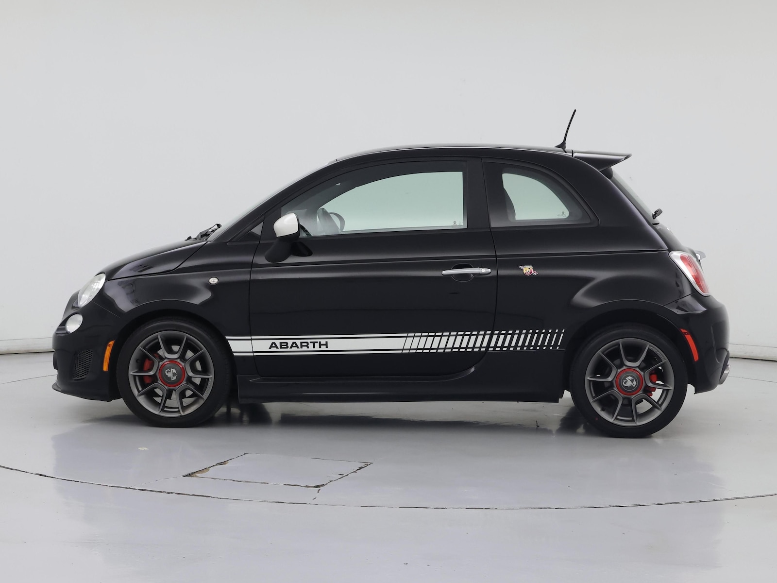 2015 FIAT 500 Abarth - Photo 4