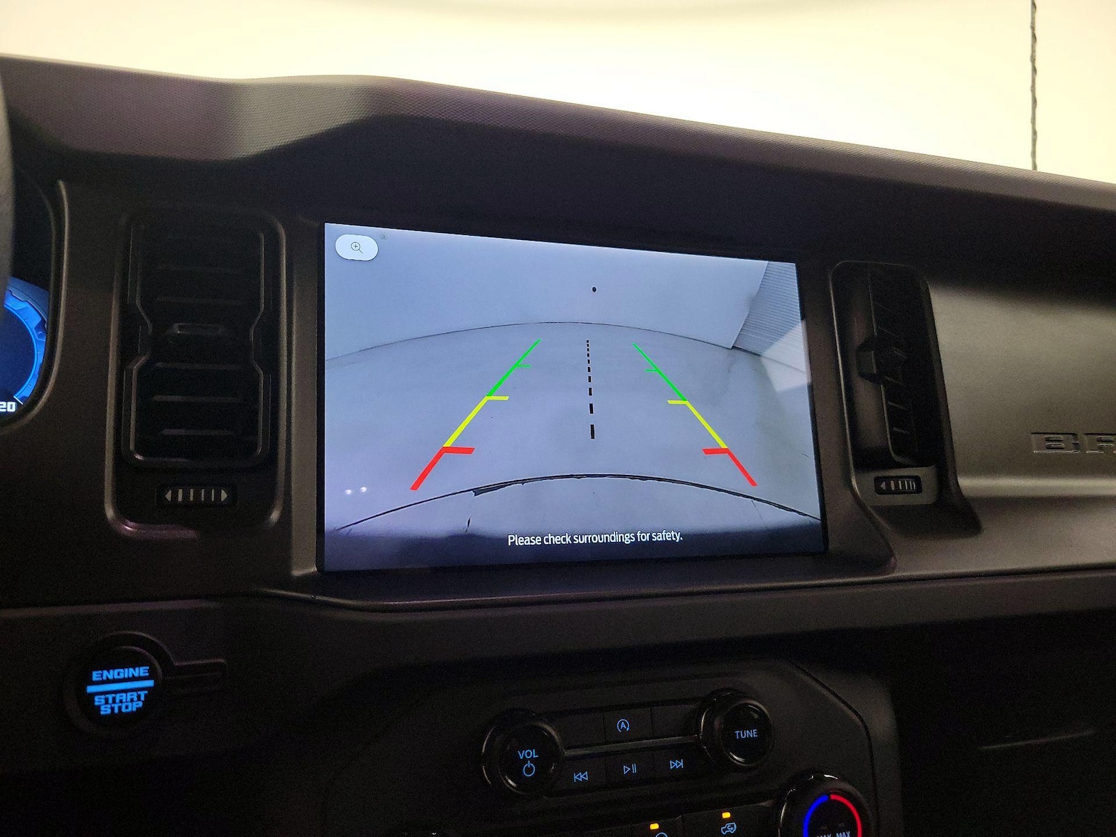 2025 Ford Bronco 2-Door Base - Photo 15