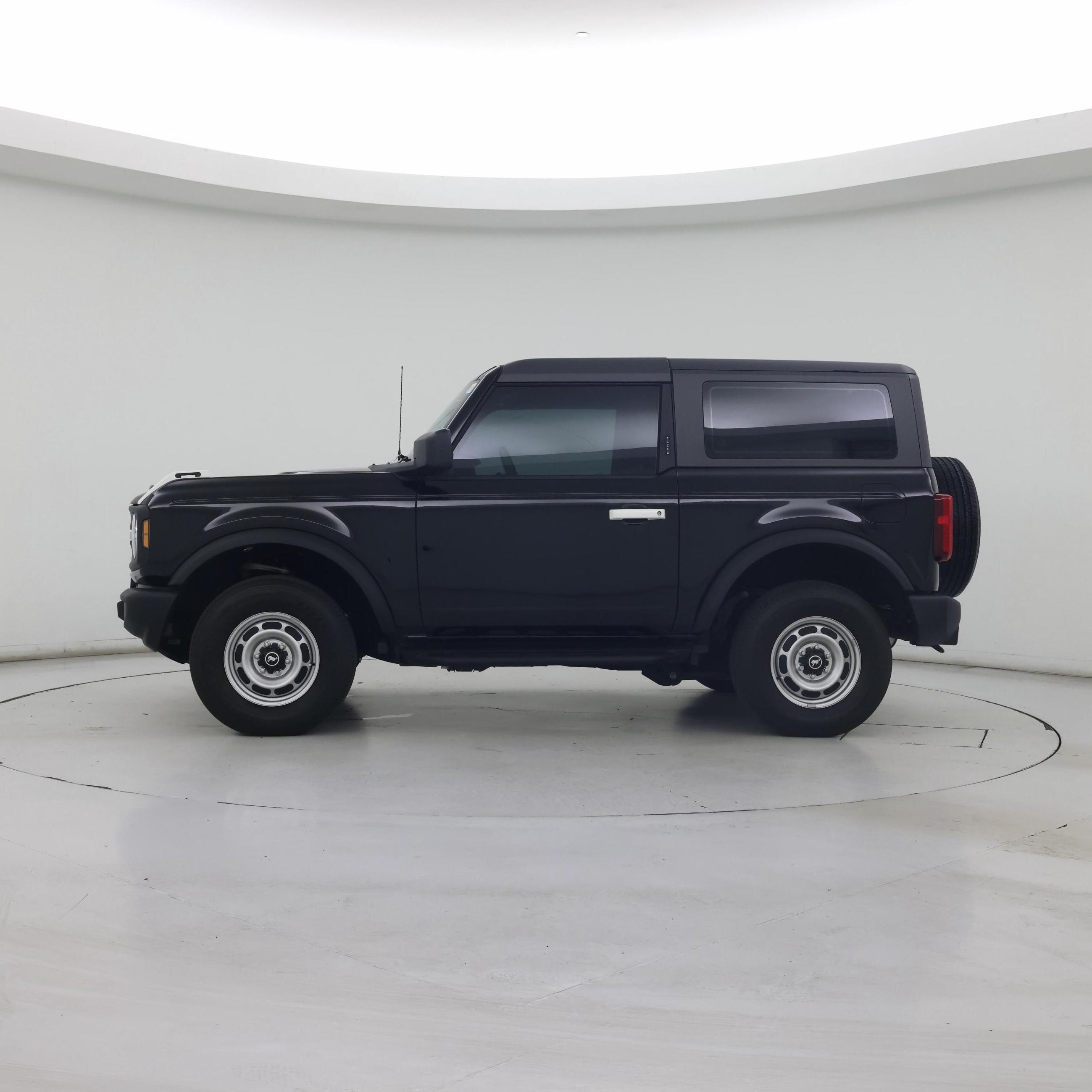Thumbnail: 2025 Ford Bronco - 3