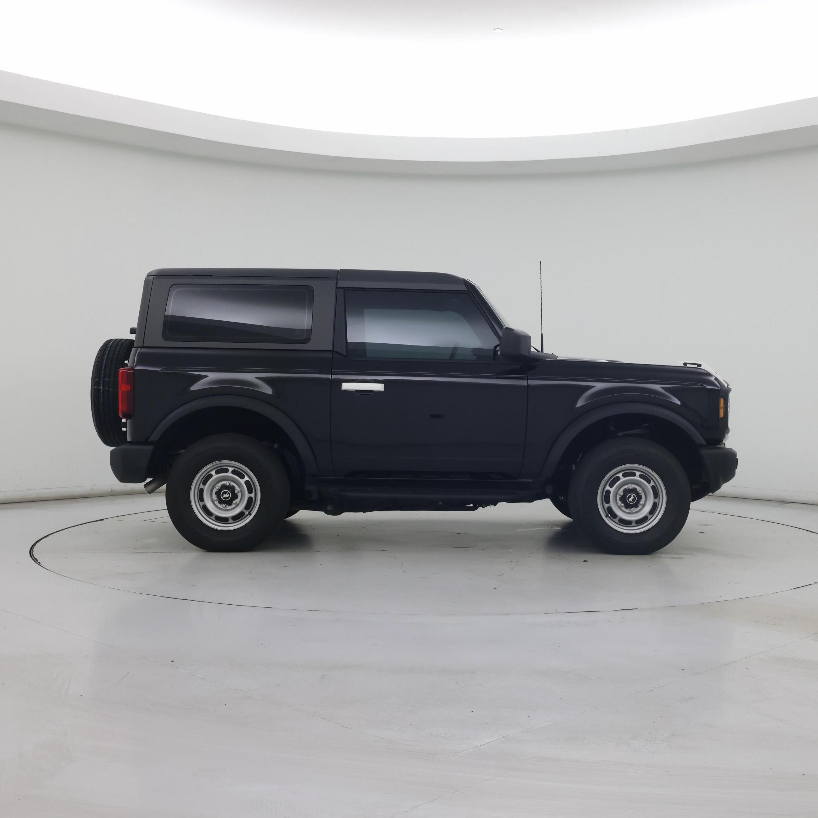 Thumbnail: 2025 Ford Bronco - 7