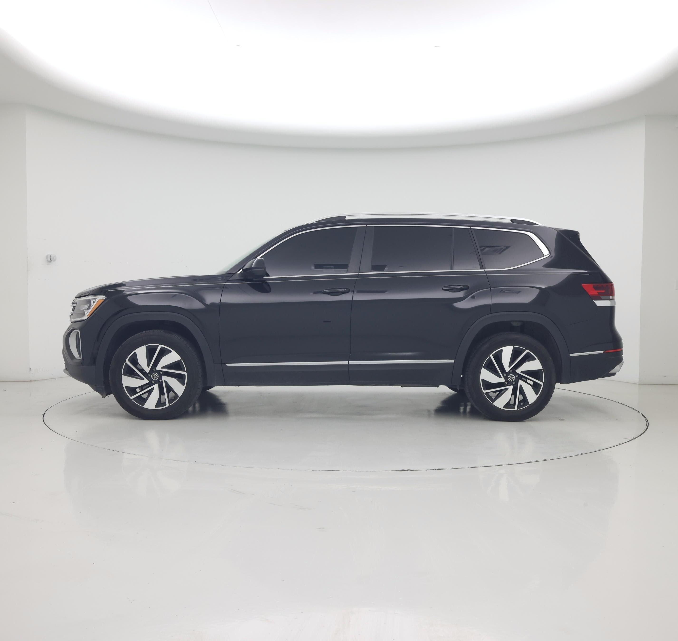 Thumbnail: 2025 Volkswagen Atlas - 3