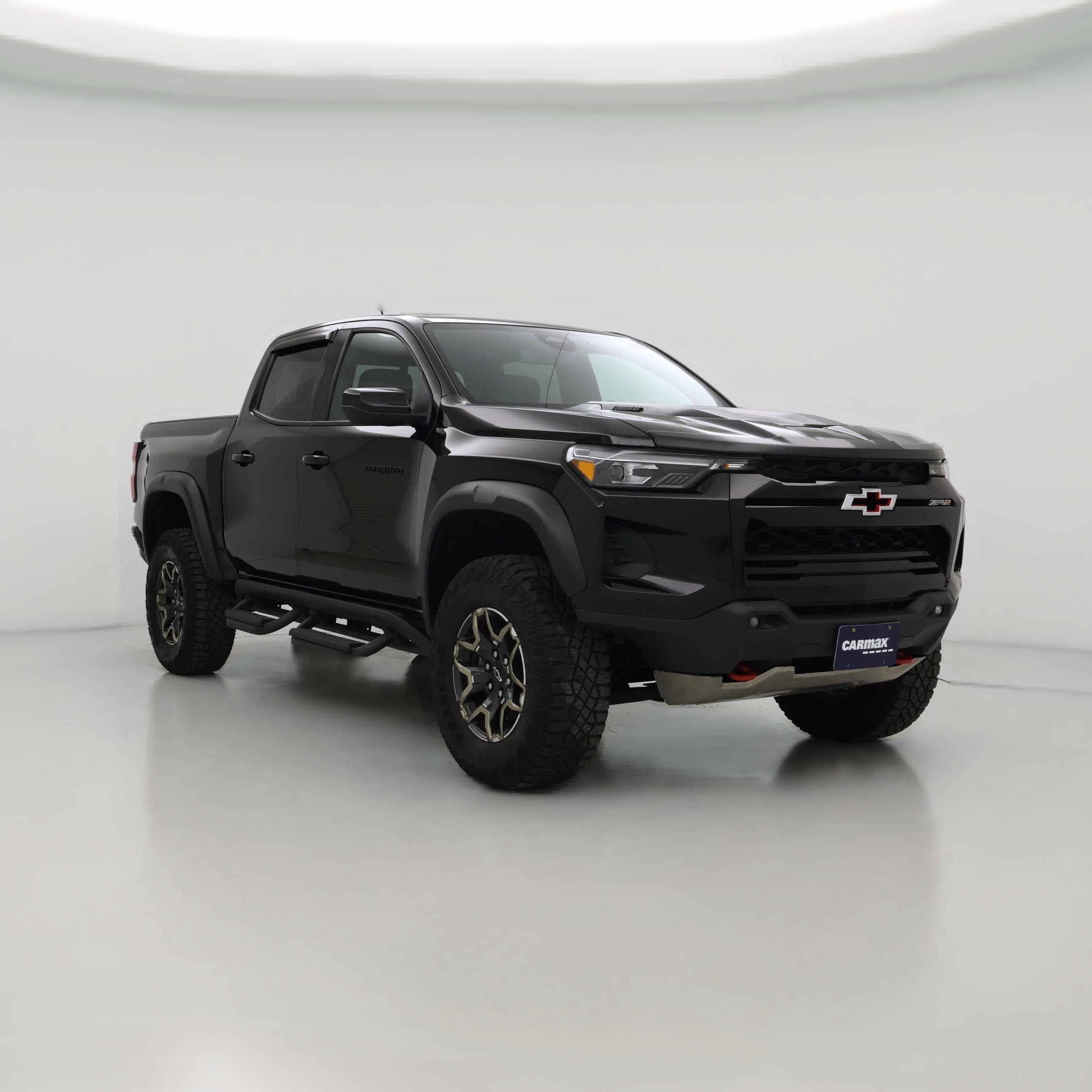 Thumbnail: 2023 Chevrolet Colorado - 1