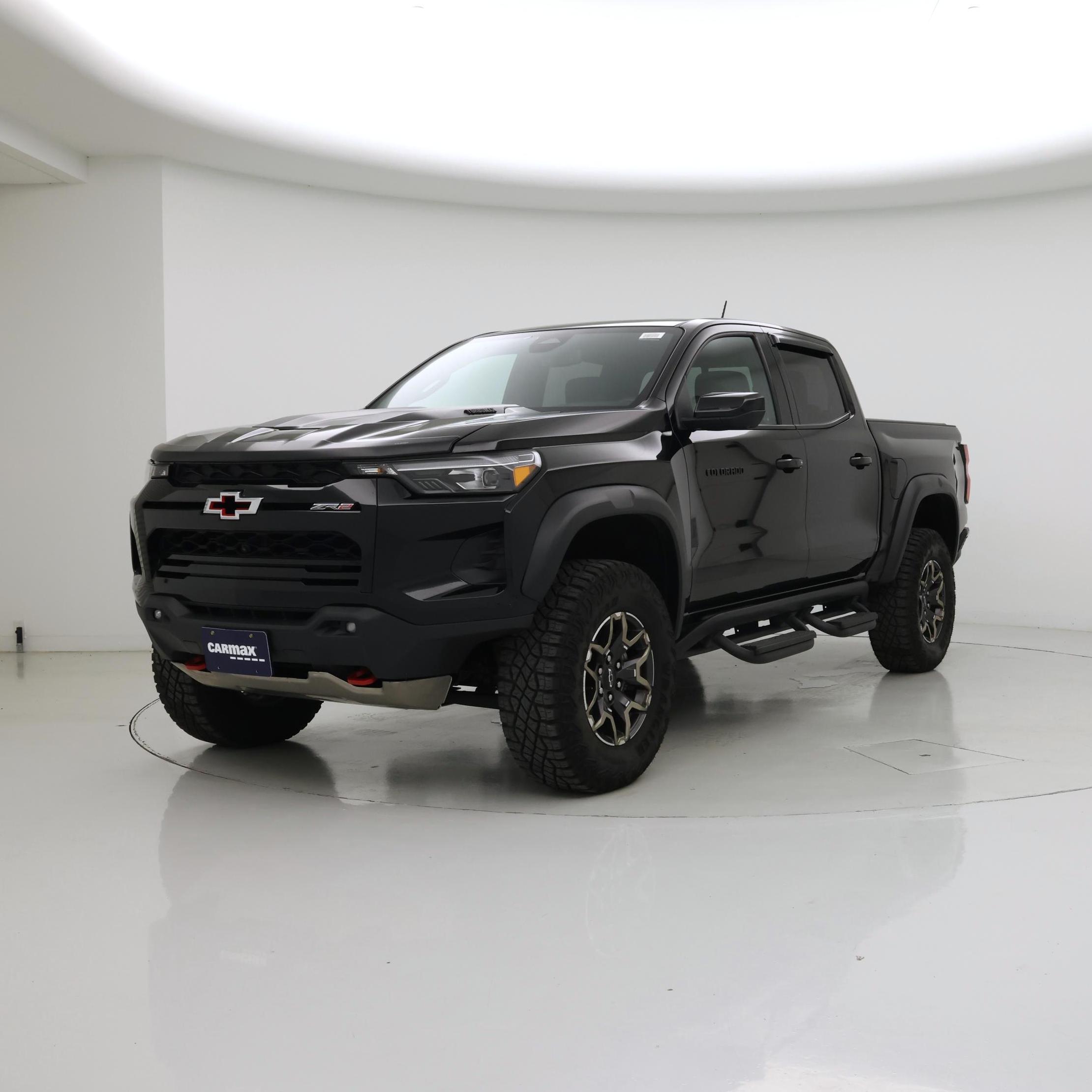 Thumbnail: 2023 Chevrolet Colorado - 4