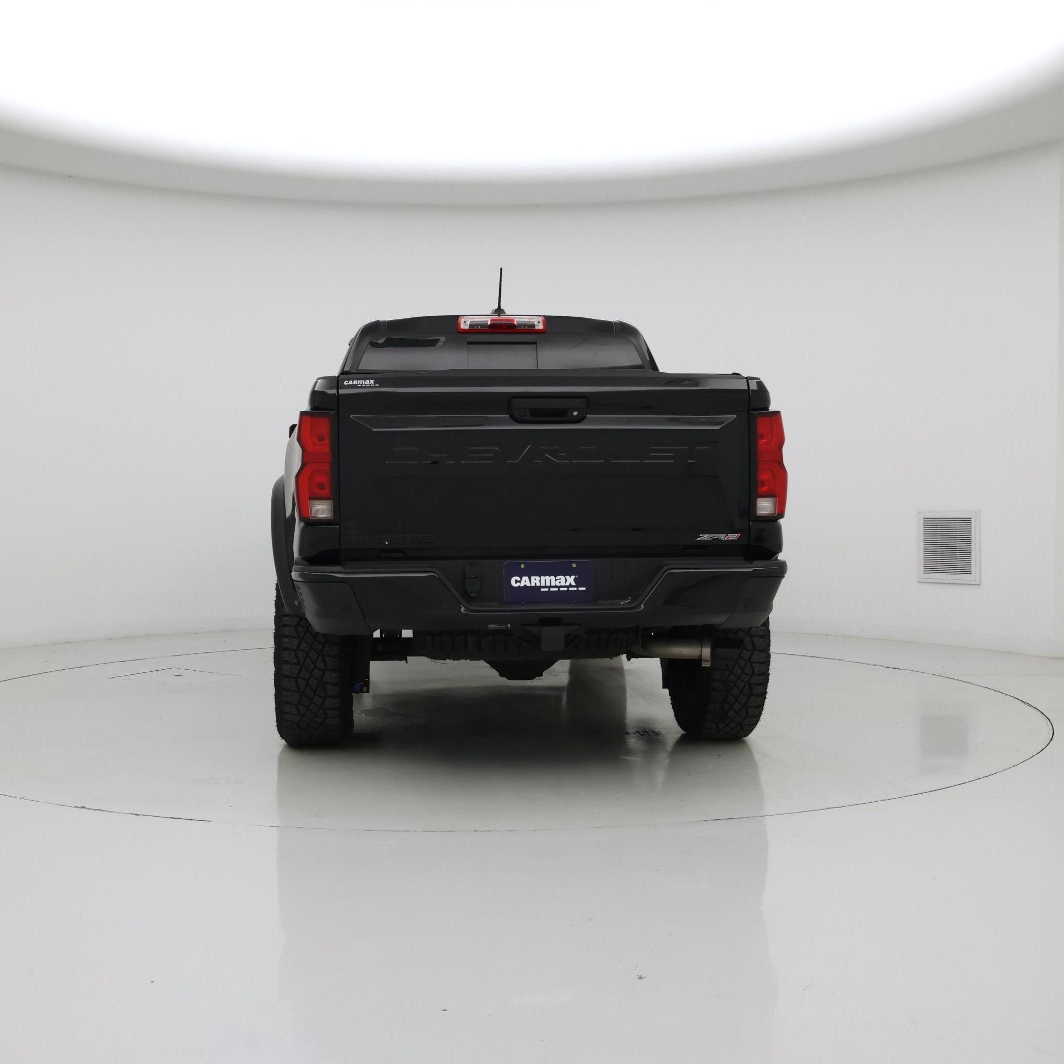Thumbnail: 2023 Chevrolet Colorado - 6