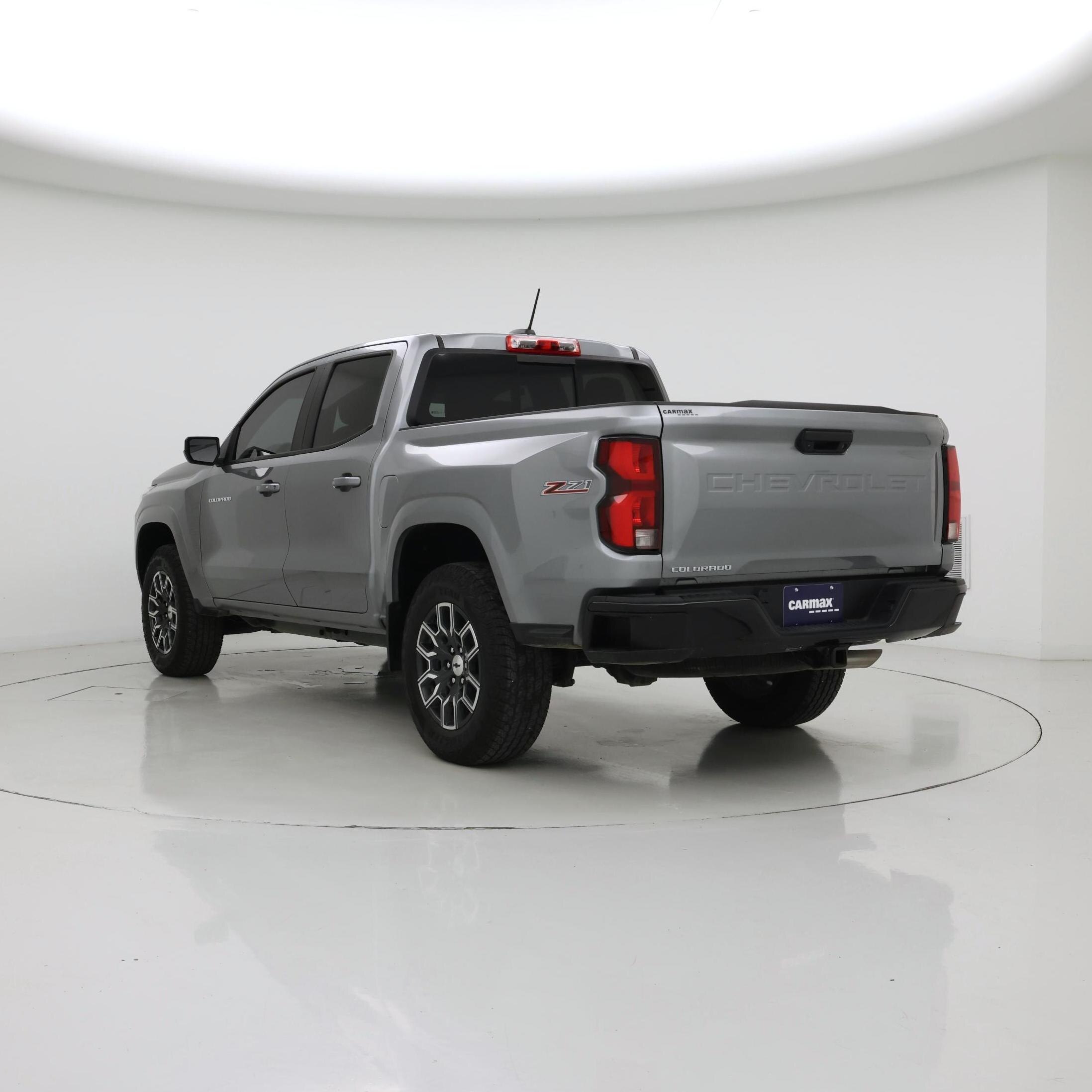 Thumbnail: 2023 Chevrolet Colorado - 2