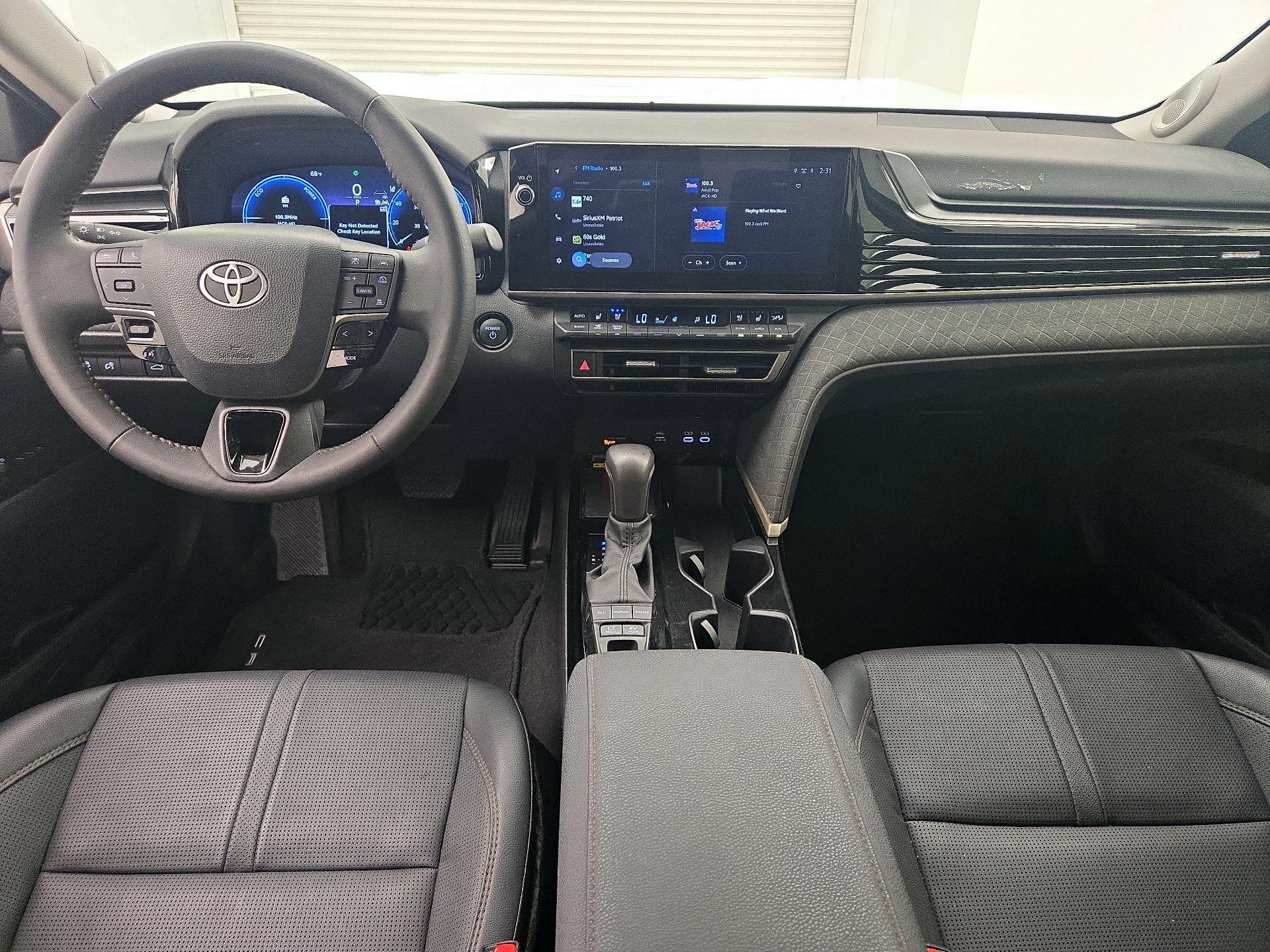 Thumbnail: 2025 Toyota Camry - 9