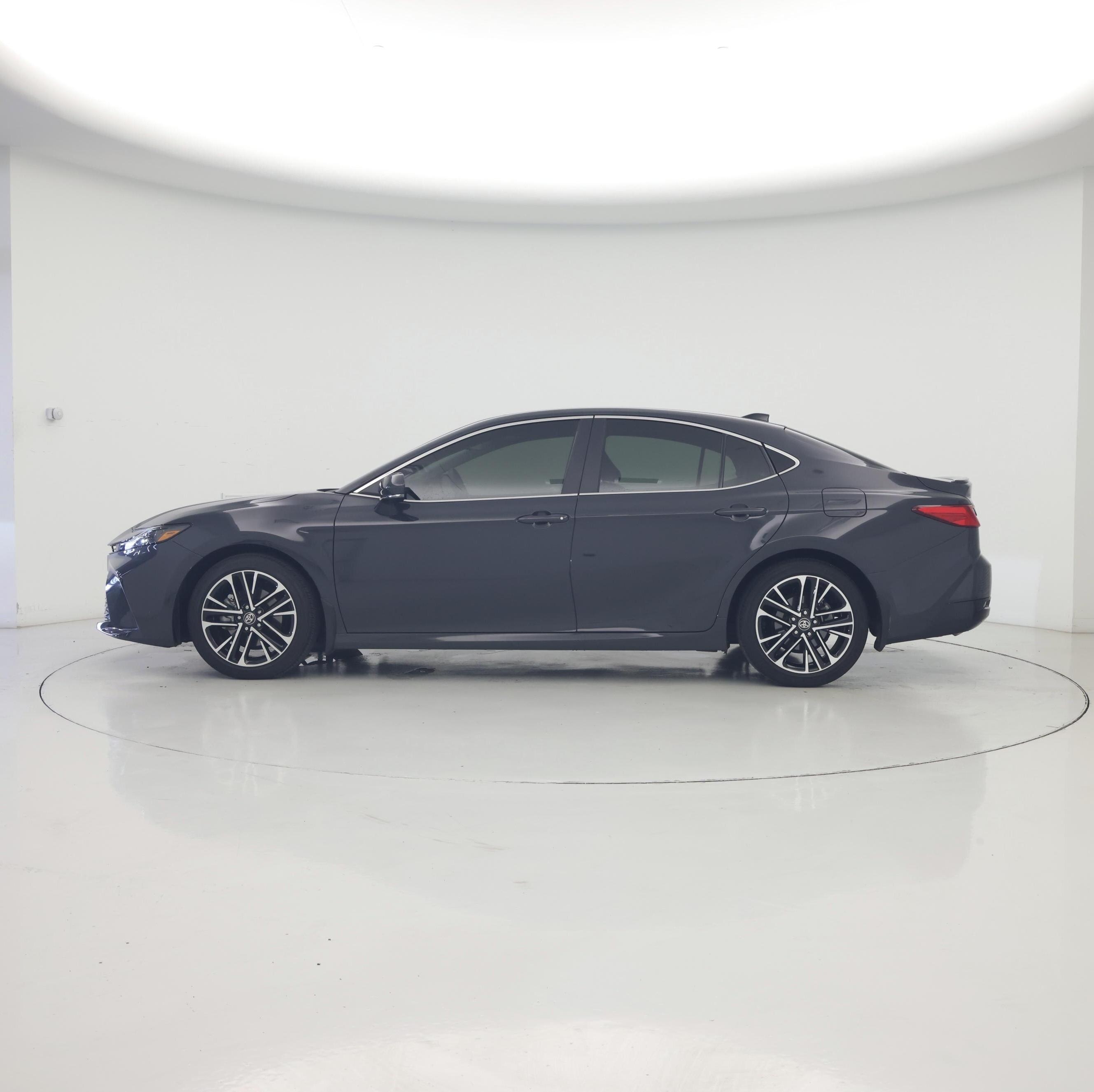Thumbnail: 2025 Toyota Camry - 3