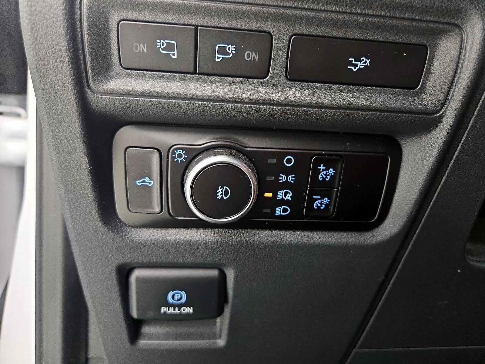 2023 Ford F-150 XLT - Photo 14
