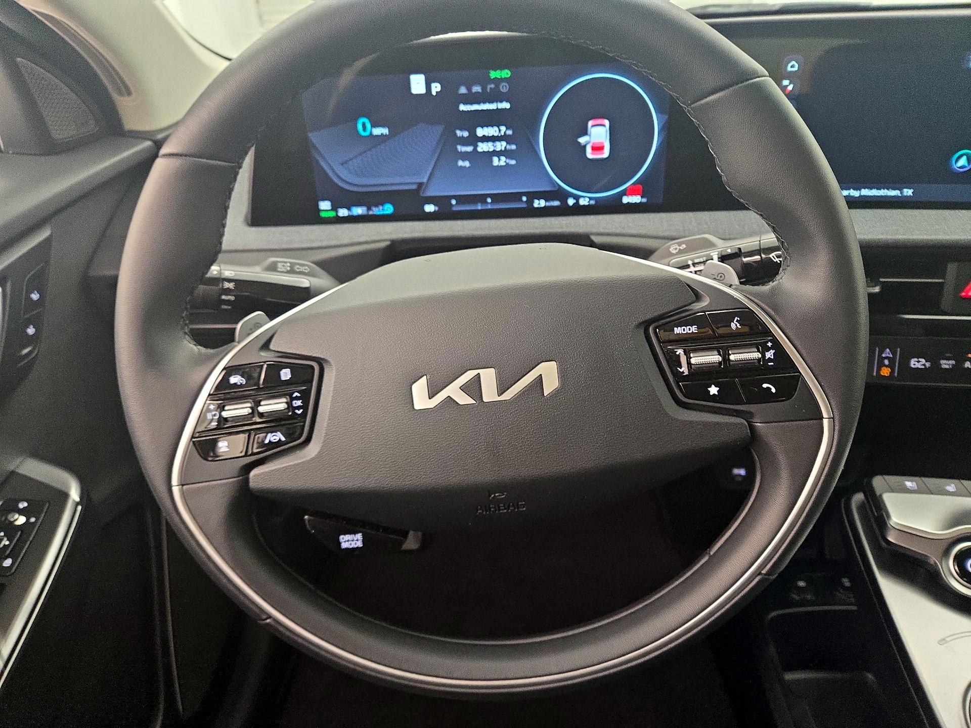 Thumbnail: 2024 Kia EV6 - 10
