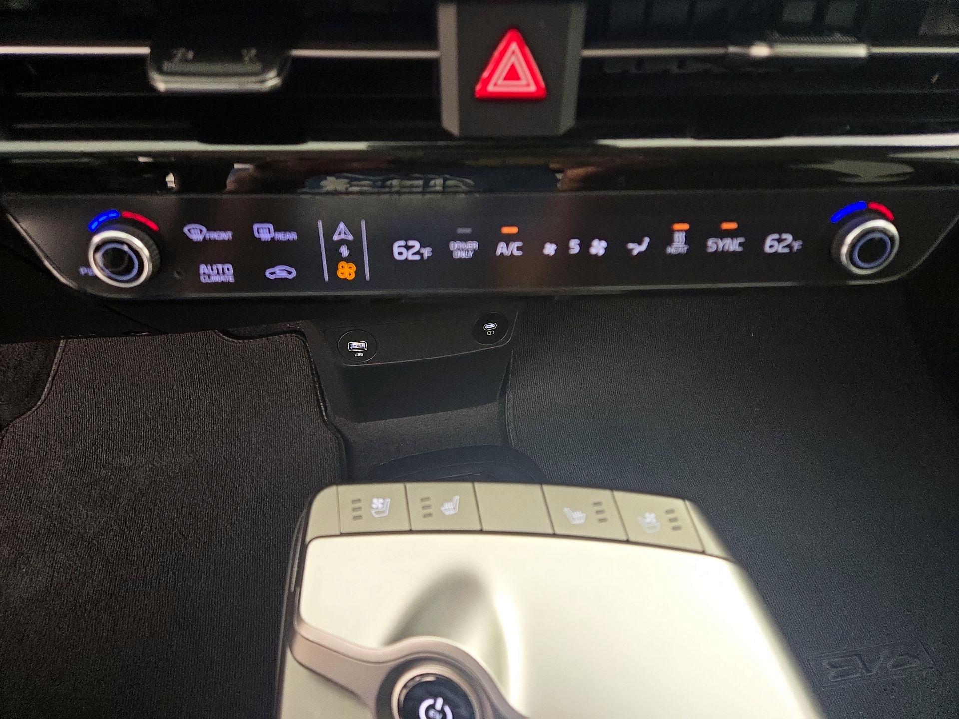 Thumbnail: 2024 Kia EV6 - 17