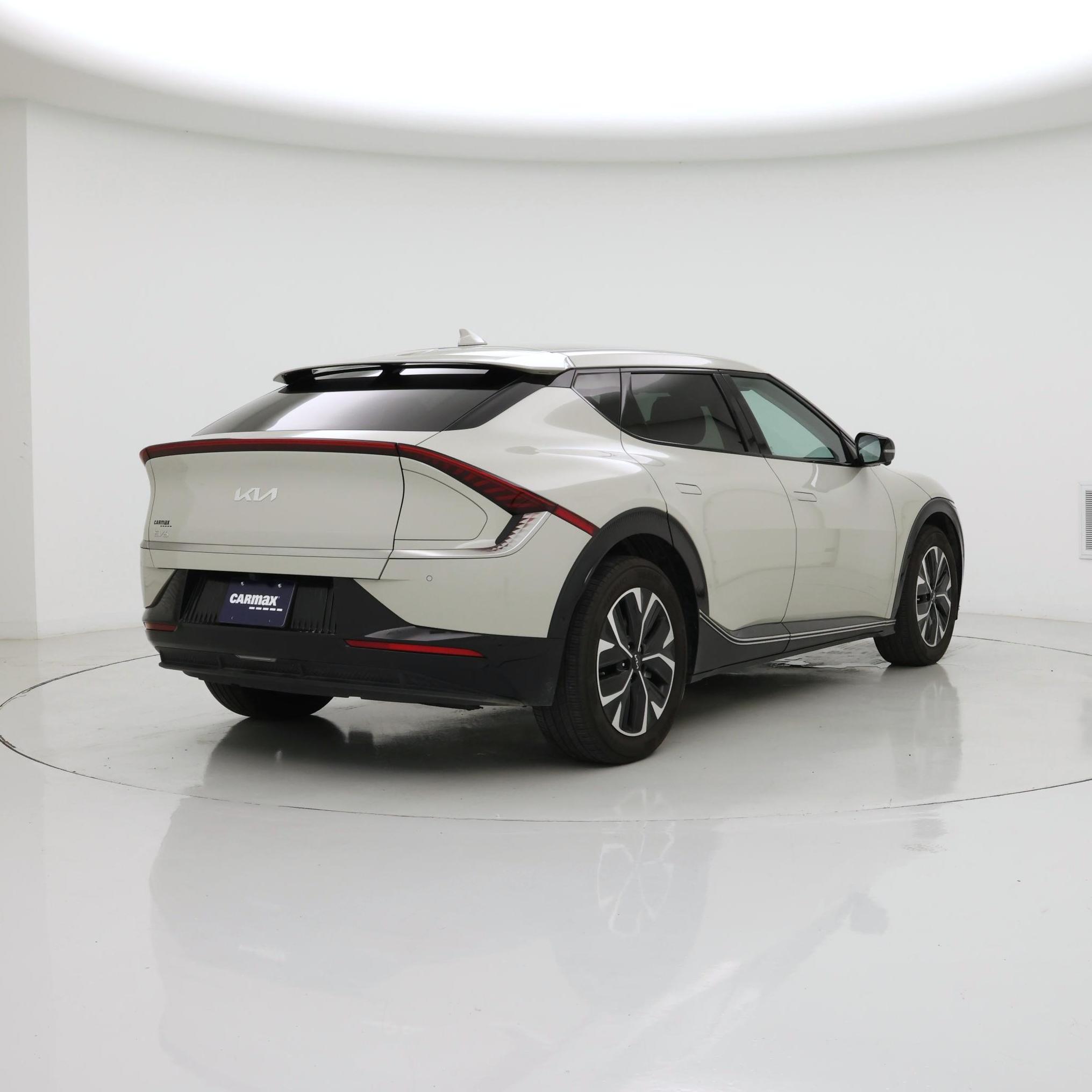 Thumbnail: 2024 Kia EV6 - 8