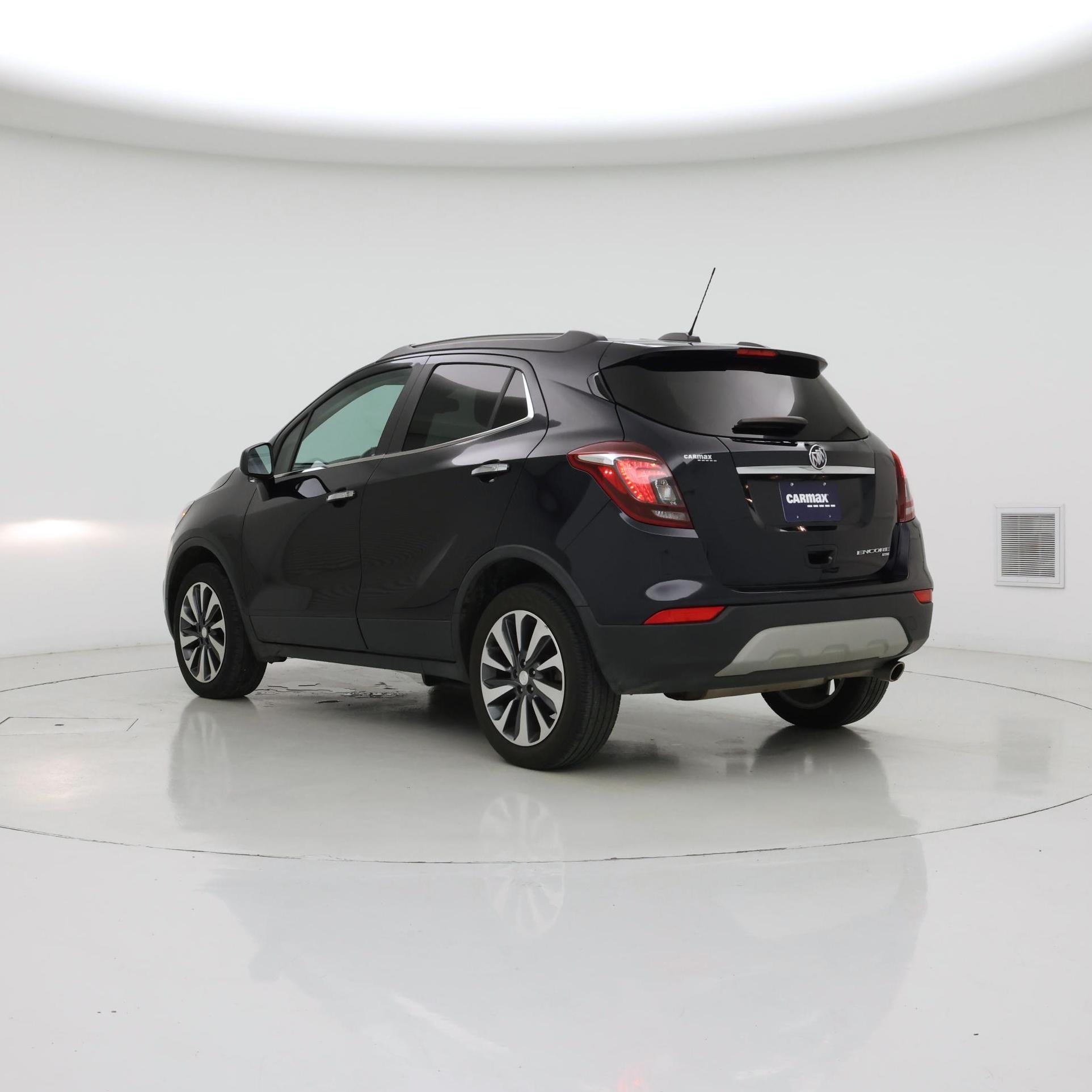 Thumbnail: 2022 Buick Encore - 2