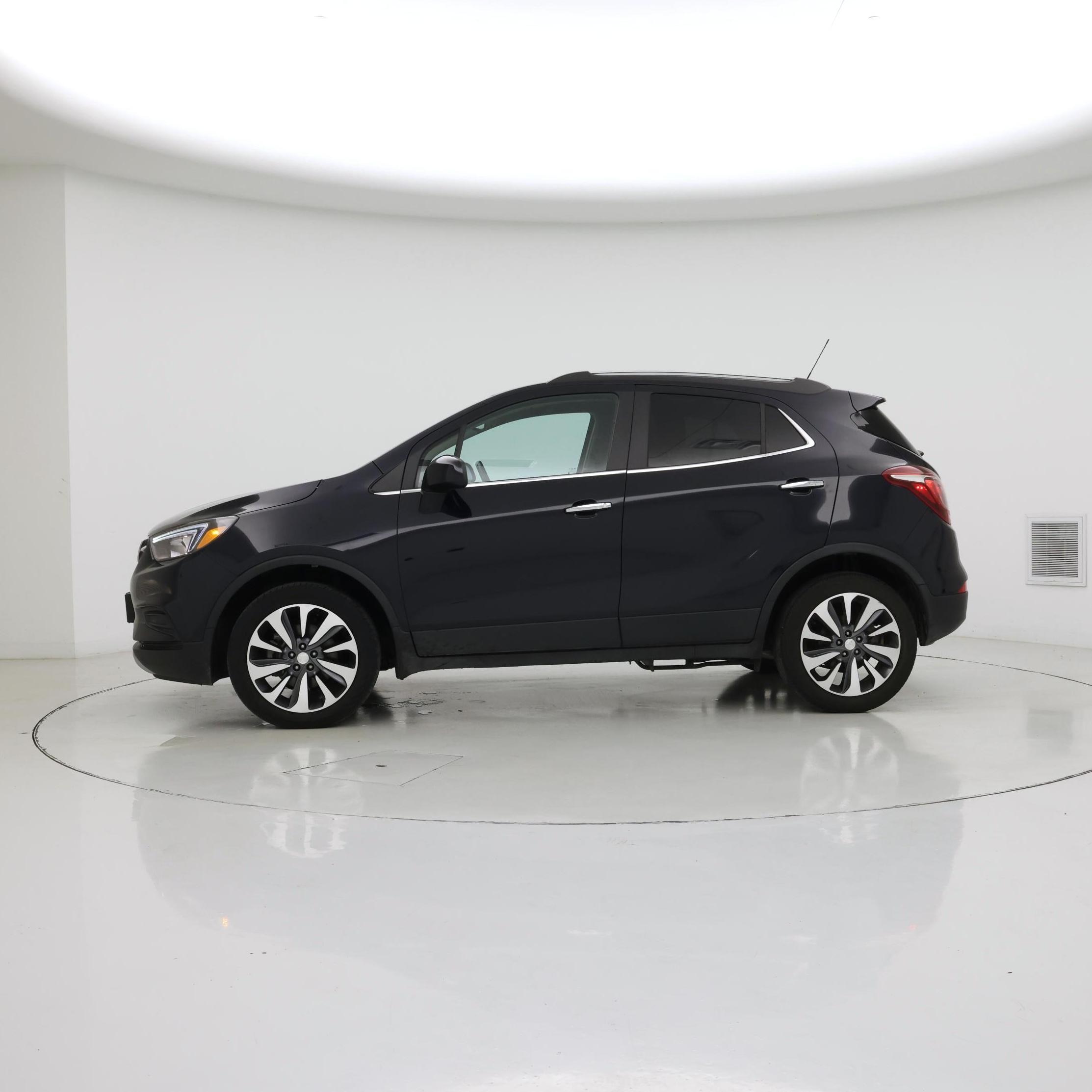 Thumbnail: 2022 Buick Encore - 3