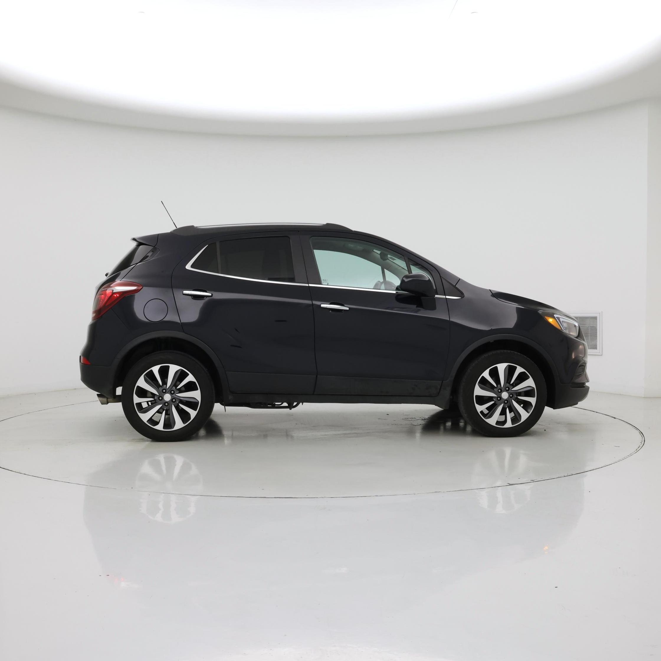 Thumbnail: 2022 Buick Encore - 7