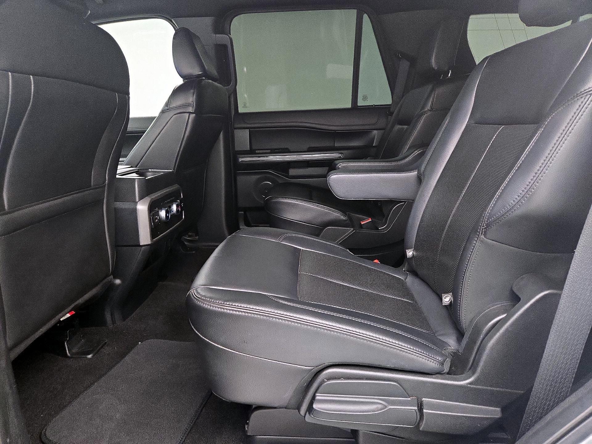 Thumbnail: 2021 Ford Expedition - 20