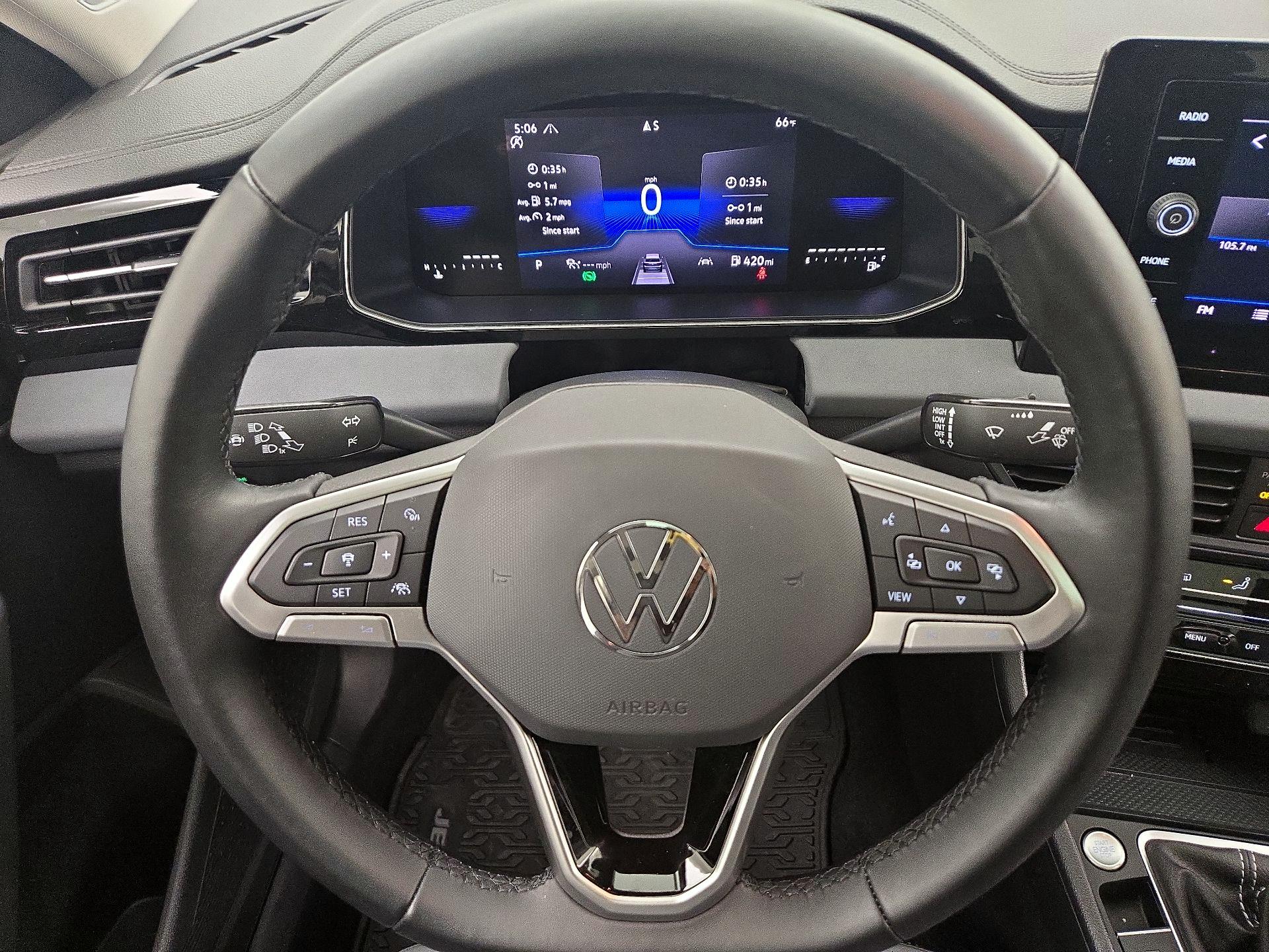 Thumbnail: 2025 Volkswagen Jetta - 10