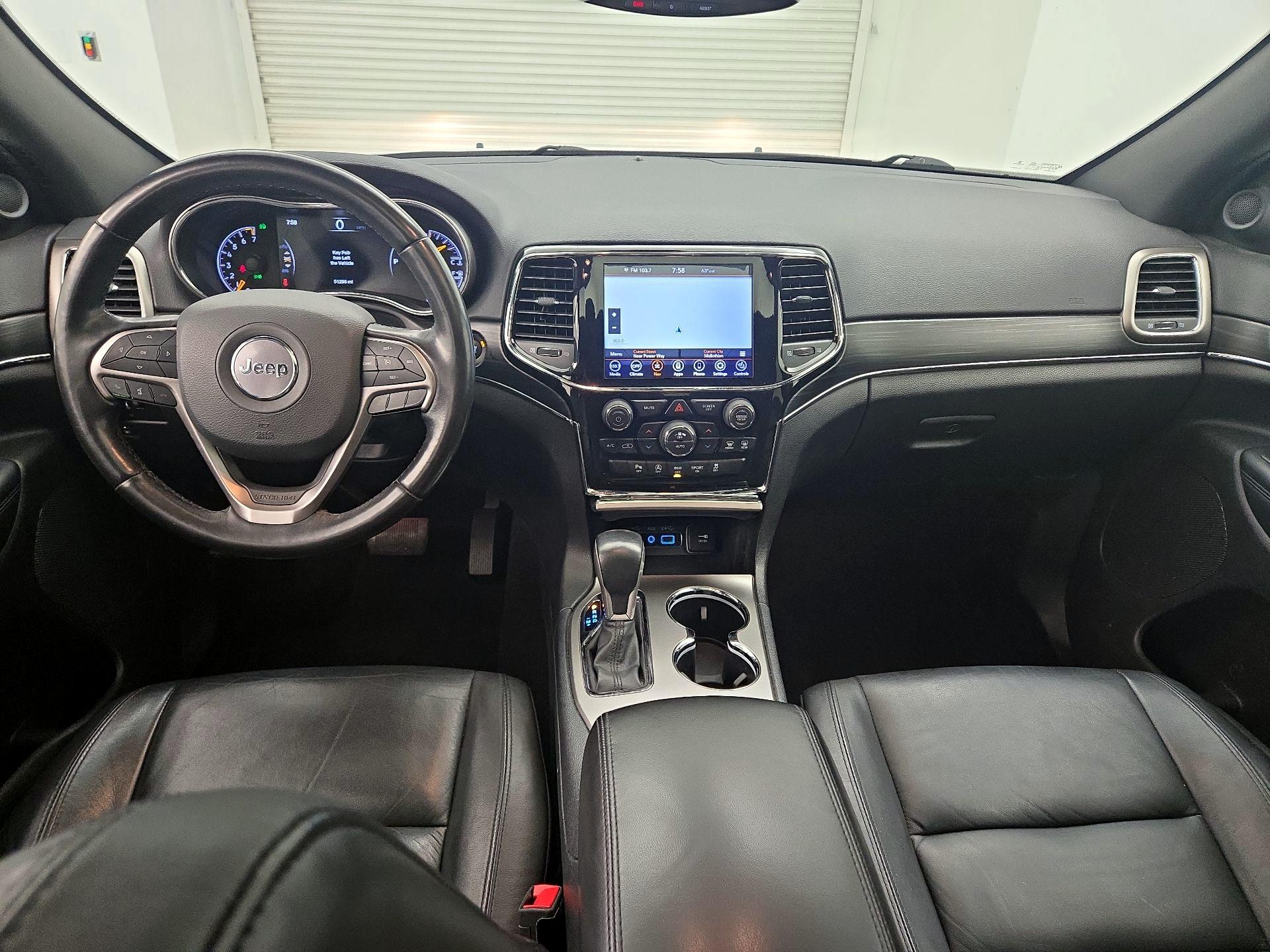 Thumbnail: 2020 Jeep Grand Cherokee - 9