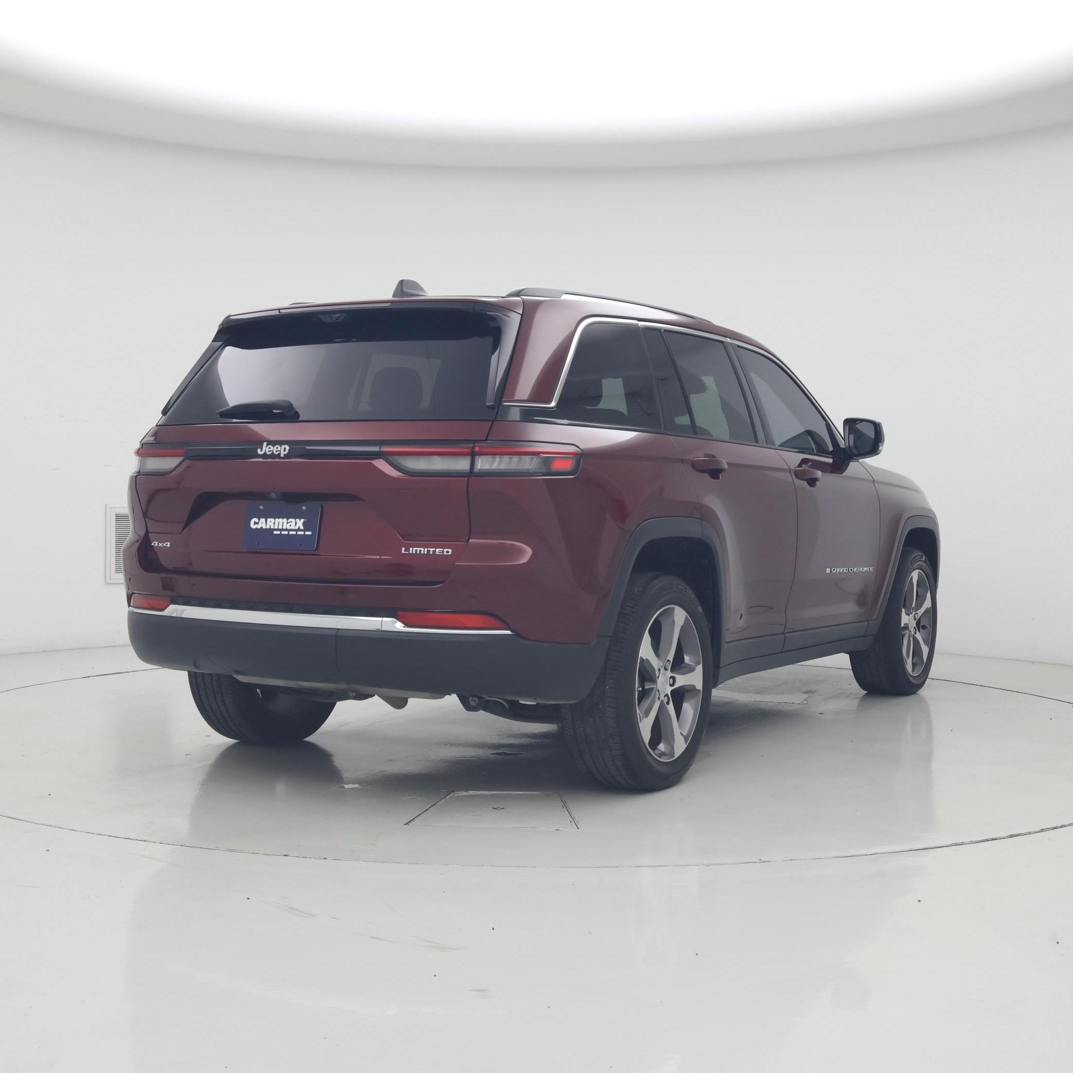 Thumbnail: 2023 Jeep Grand Cherokee - 8