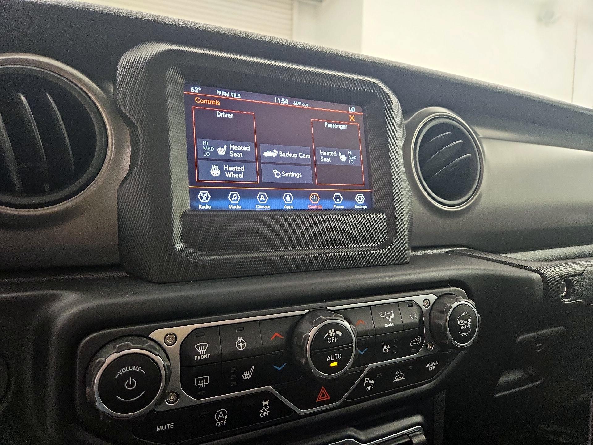 Thumbnail: 2023 Jeep Gladiator - 16