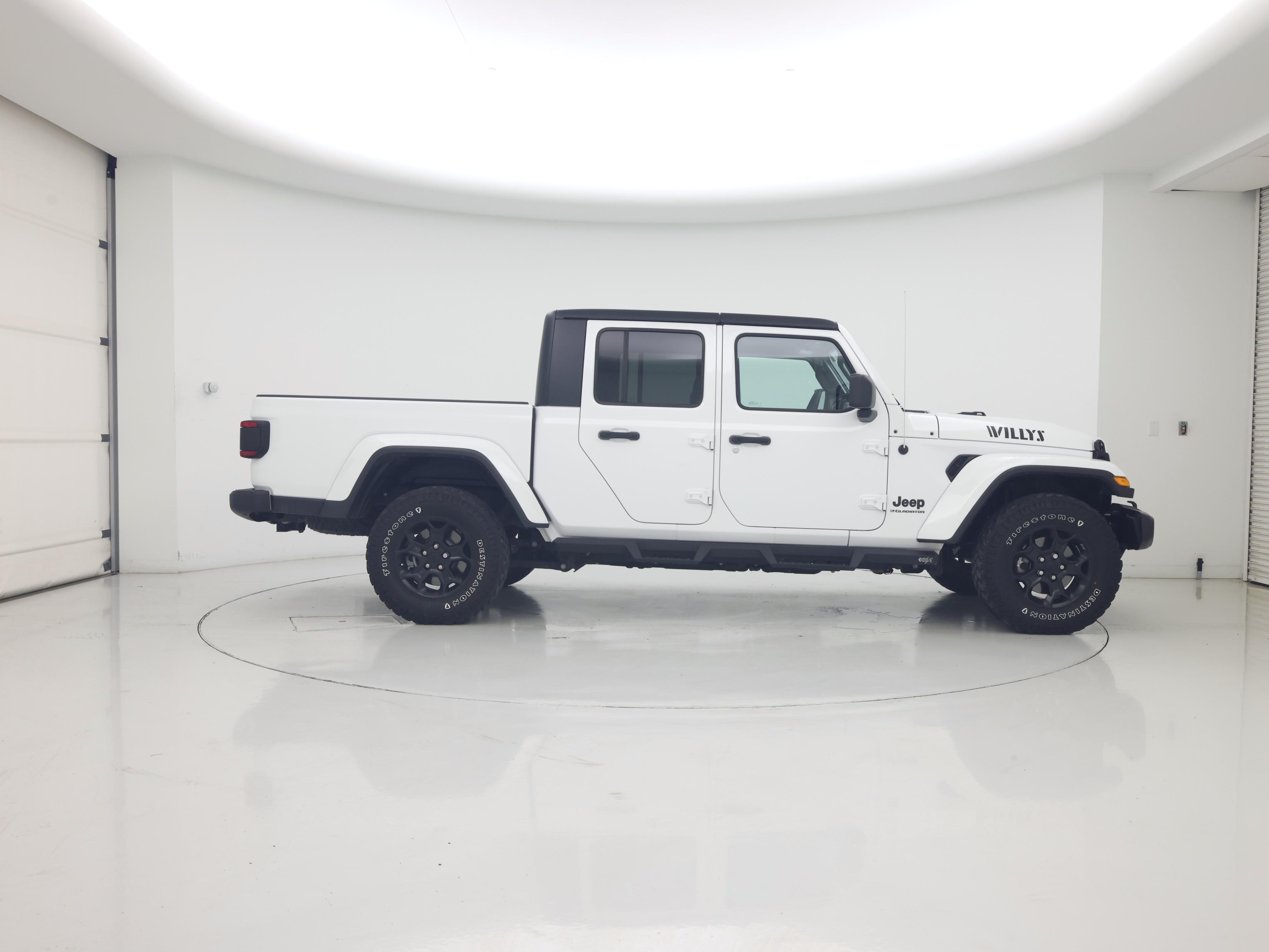 Thumbnail: 2023 Jeep Gladiator - 7