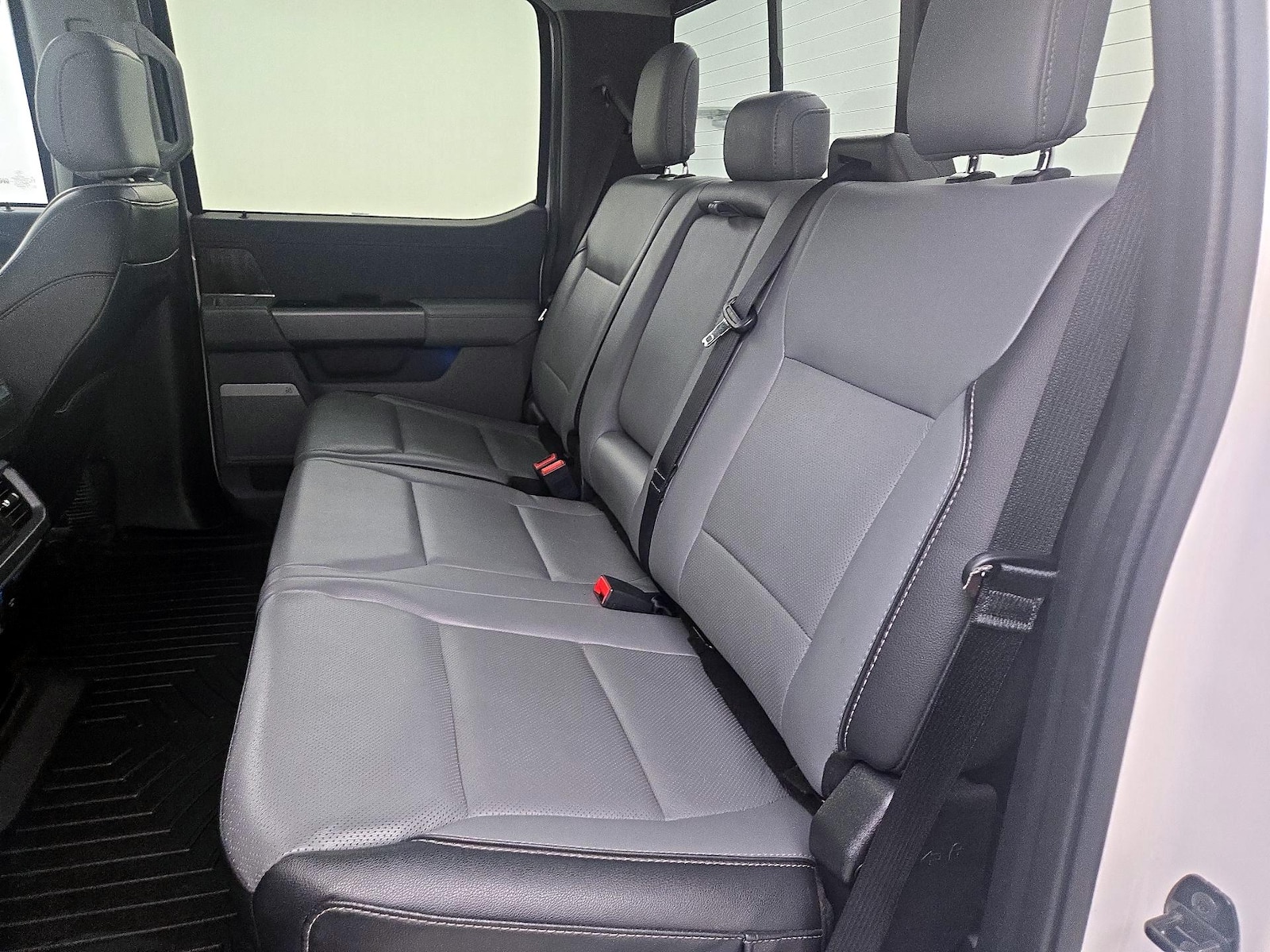 2021 Ford F-150 Lariat - Photo 21