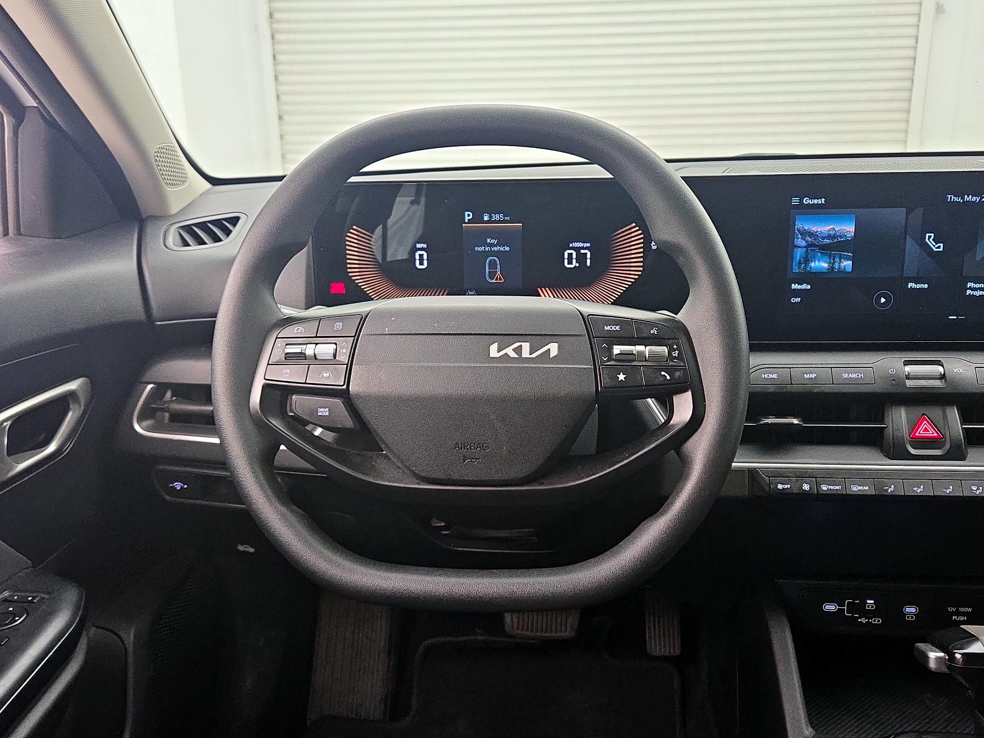 Thumbnail: 2025 Kia K4 - 10