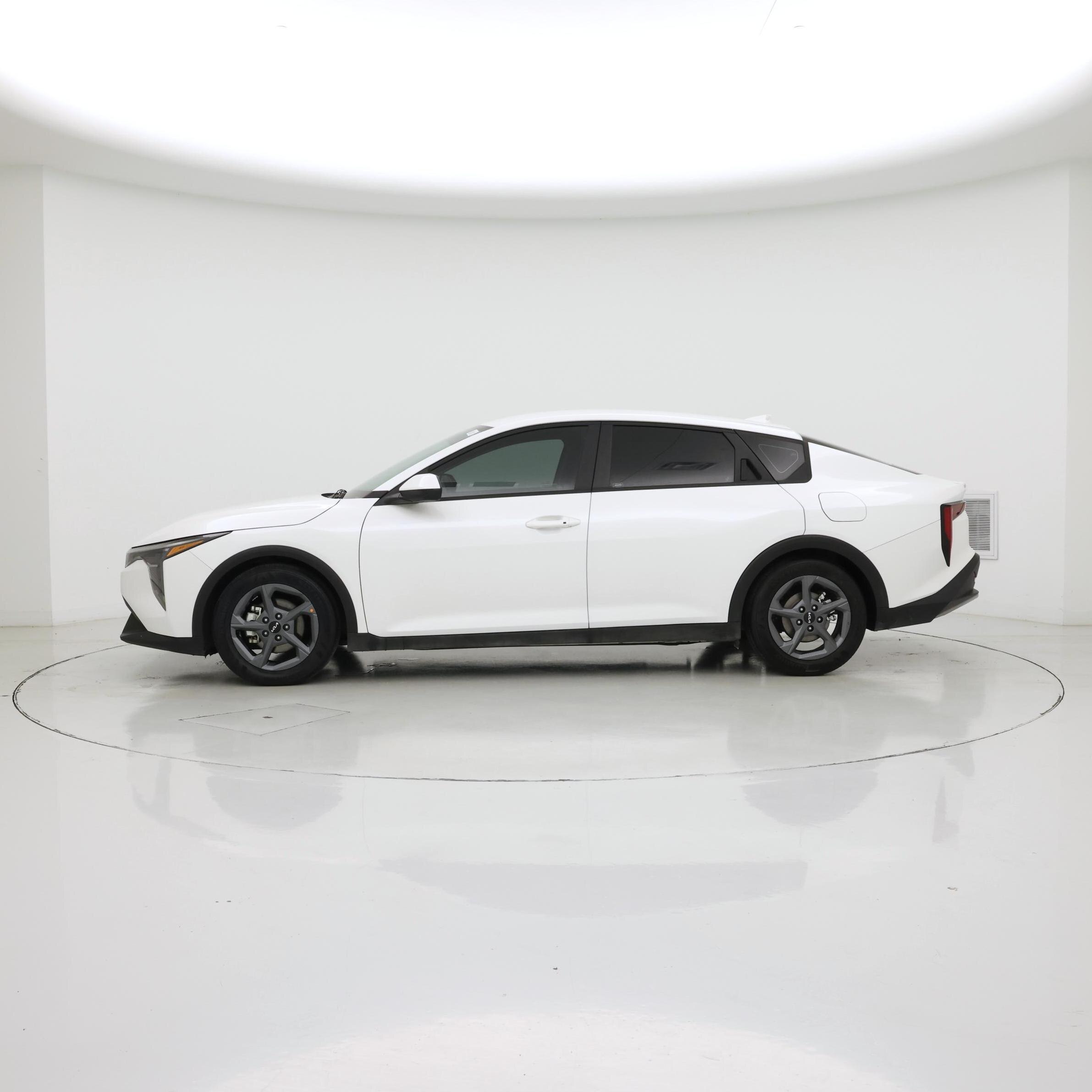 Thumbnail: 2025 Kia K4 - 3