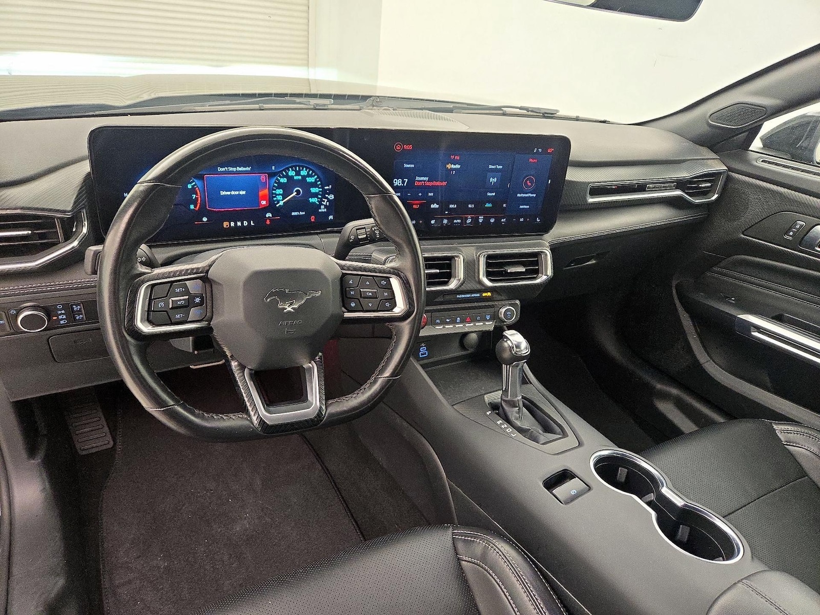 2025 Ford Mustang EcoBoost Premium - Photo 10