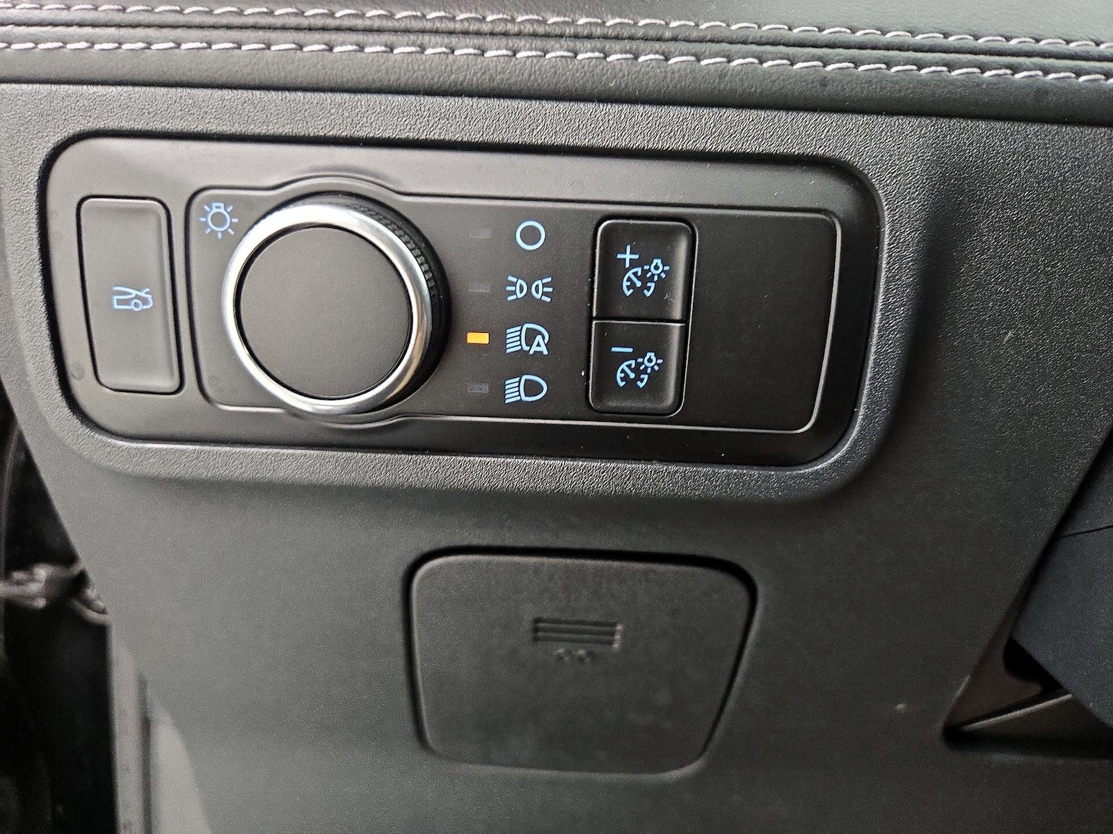 2025 Ford Mustang EcoBoost Premium - Photo 14