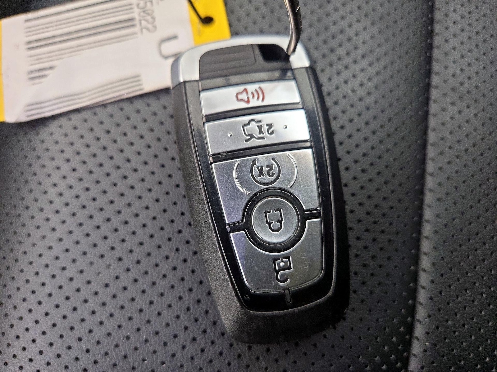 2025 Ford Mustang EcoBoost Premium - Photo 22