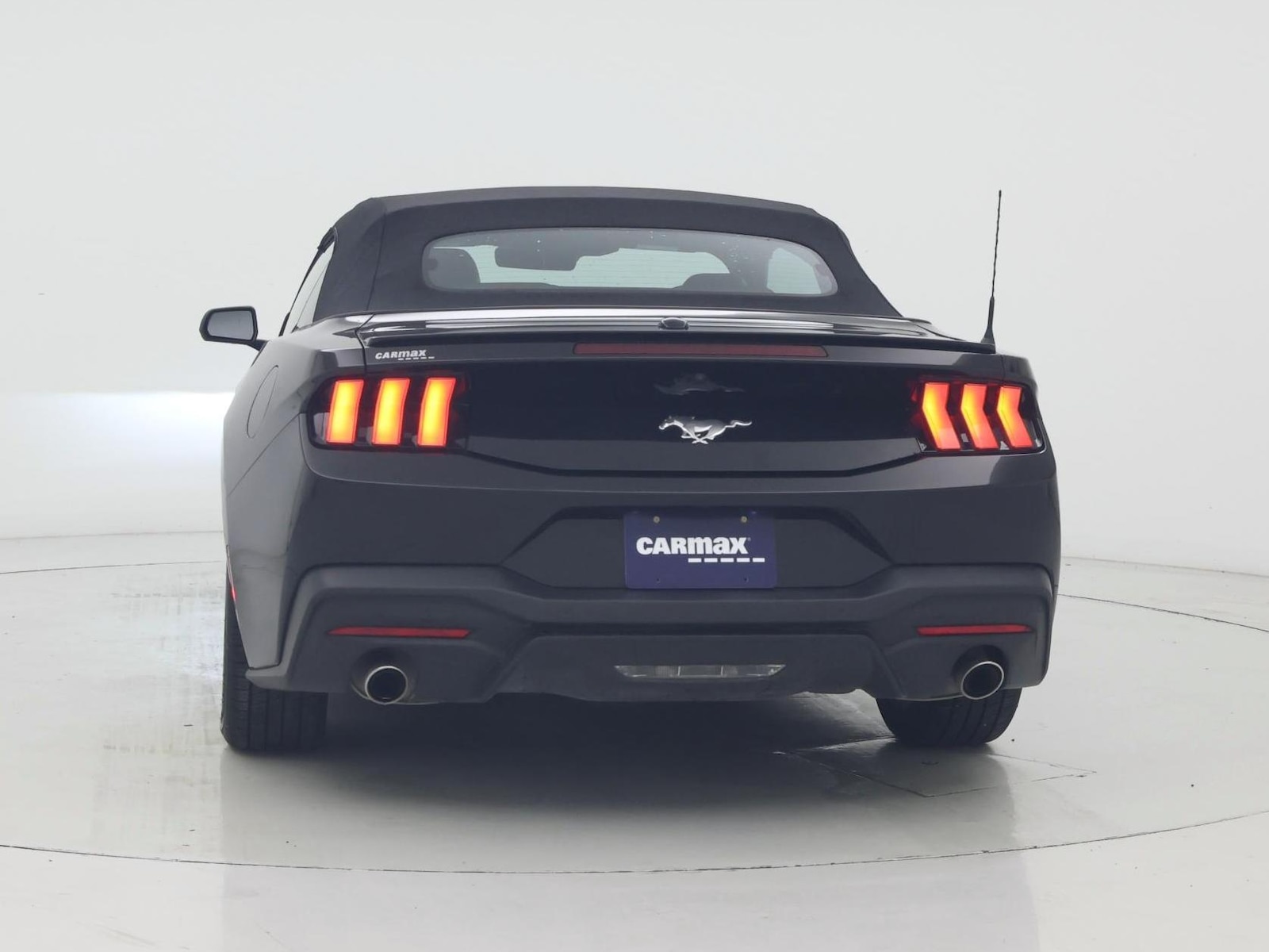 2025 Ford Mustang EcoBoost Premium - Photo 7