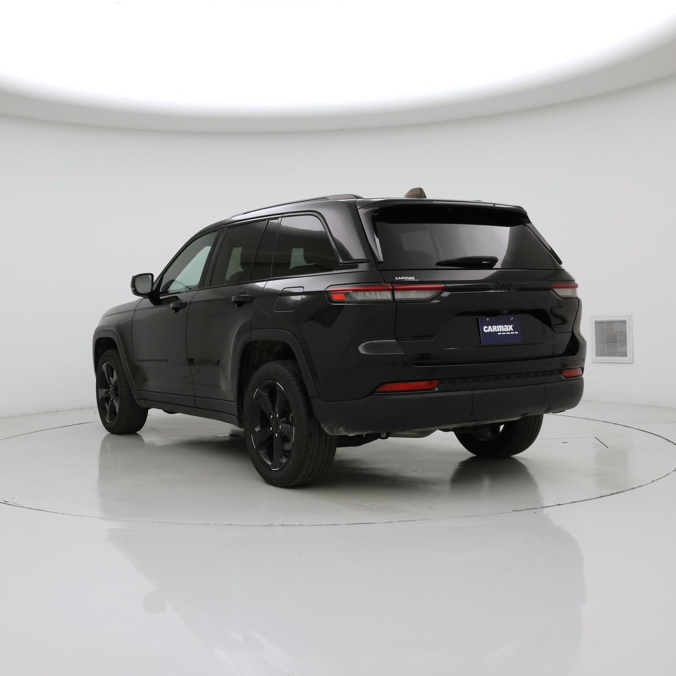 Thumbnail: 2023 Jeep Grand Cherokee - 2