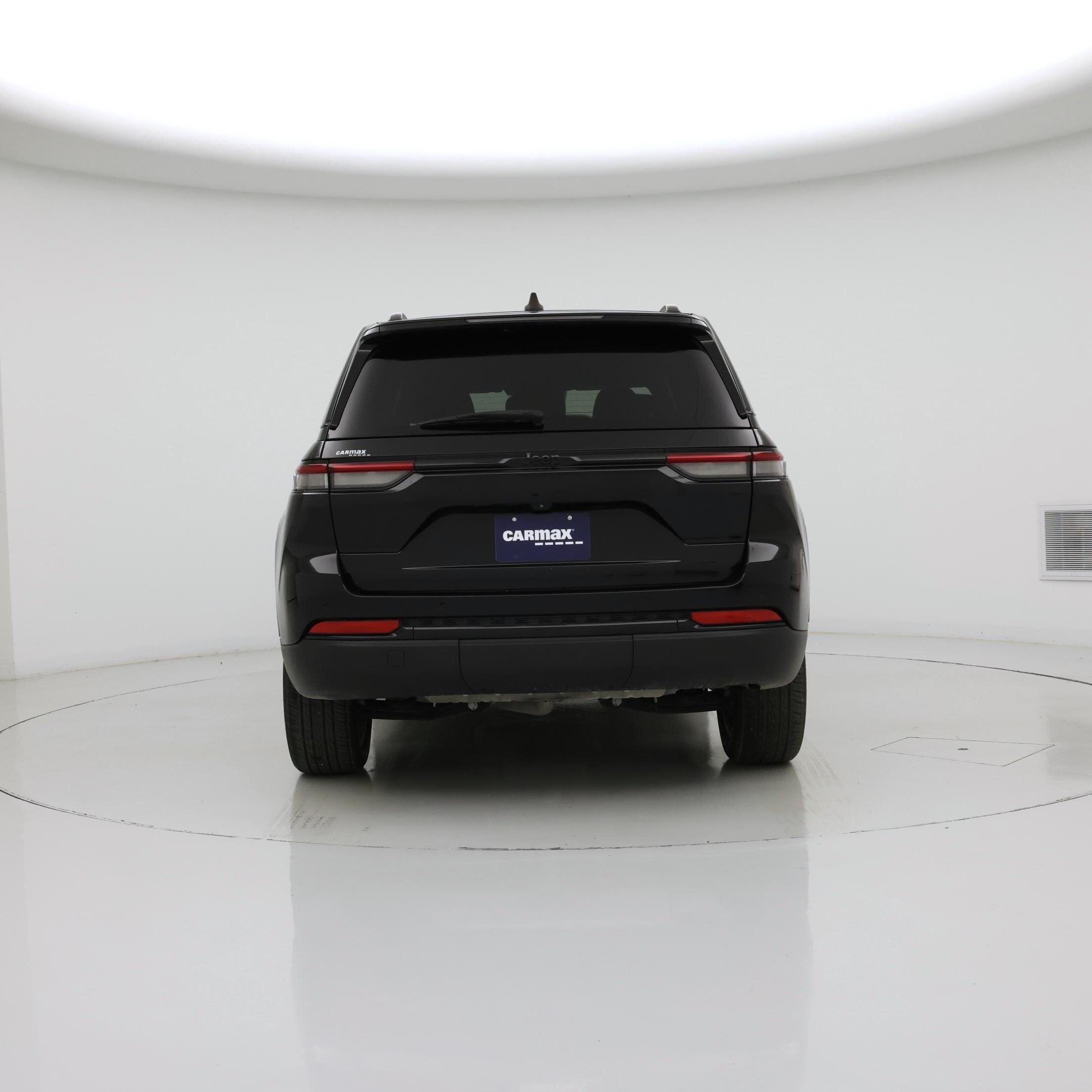 Thumbnail: 2023 Jeep Grand Cherokee - 6