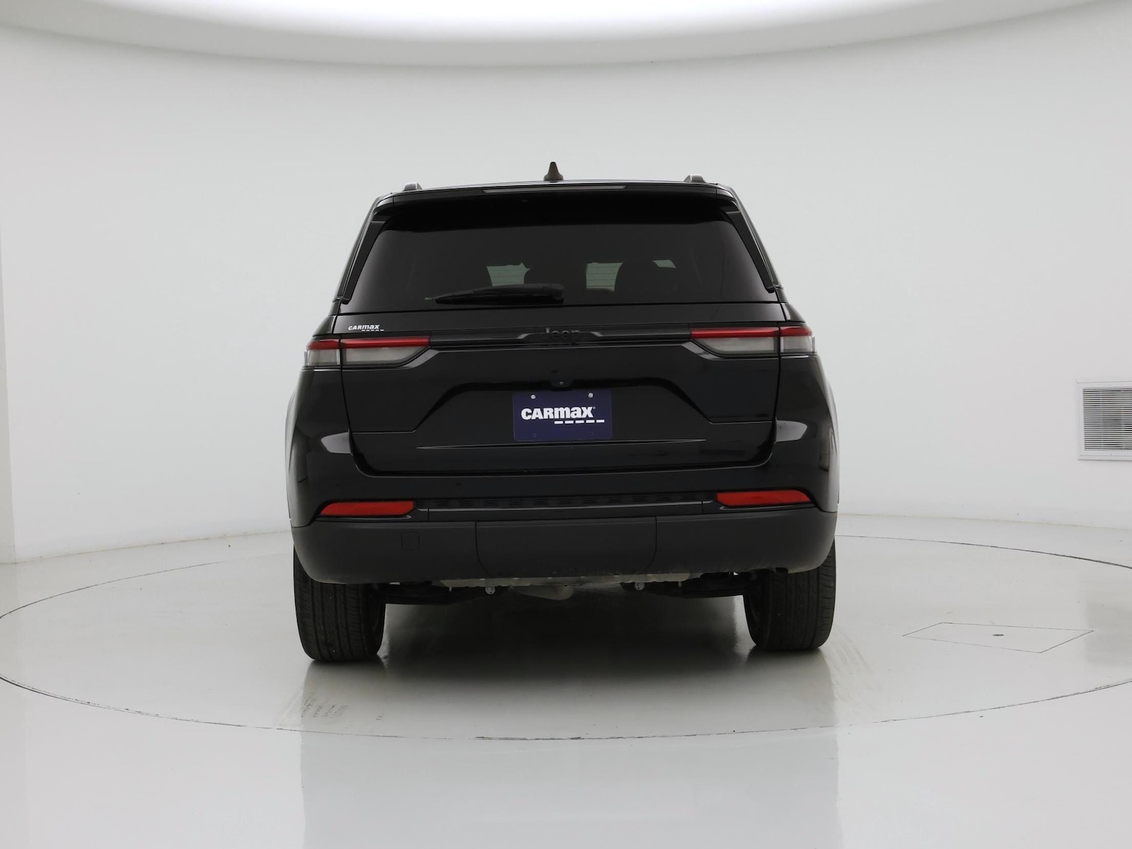 2023 Jeep Grand Cherokee Altitude - Photo 7