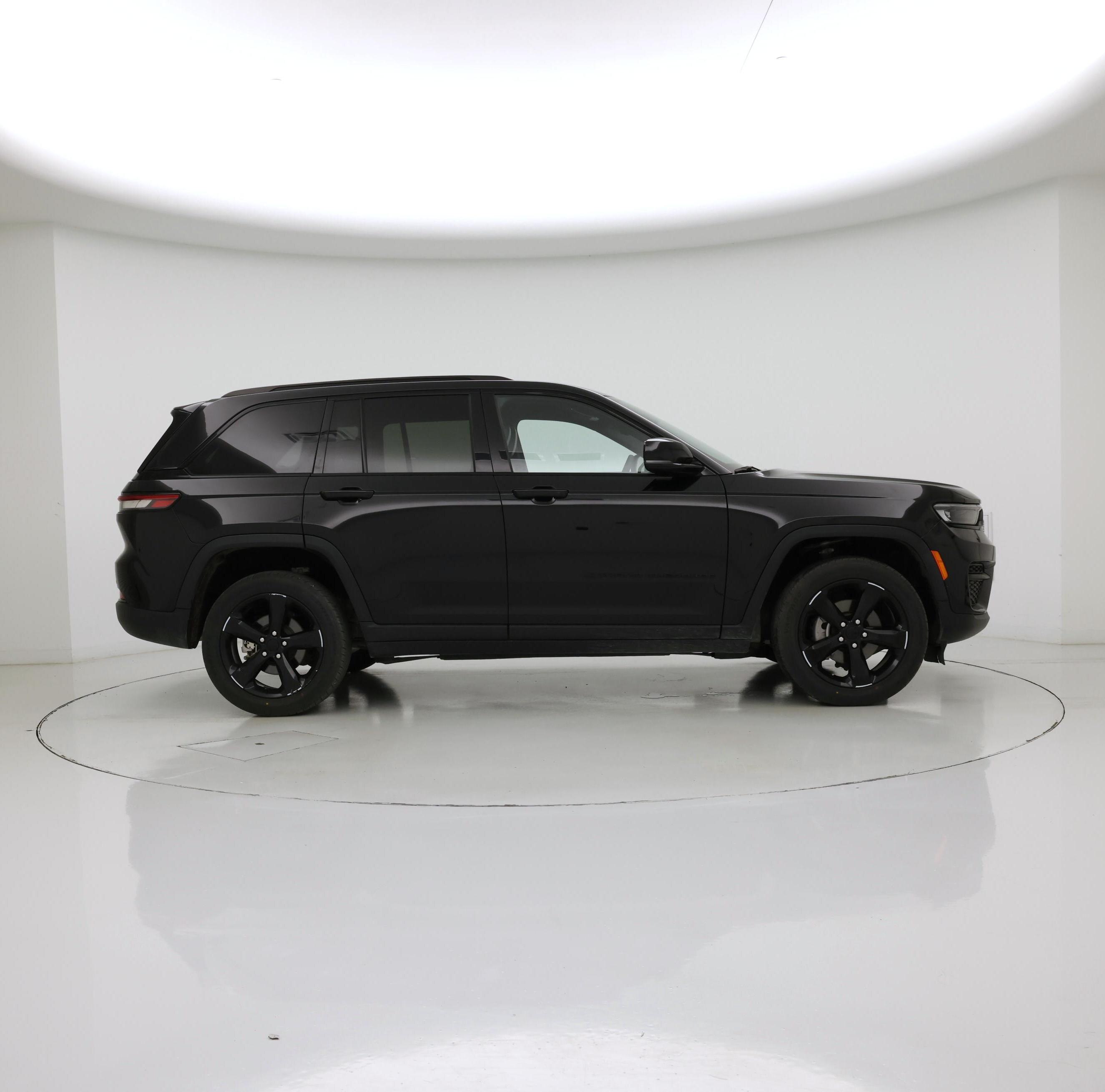 Thumbnail: 2023 Jeep Grand Cherokee - 7