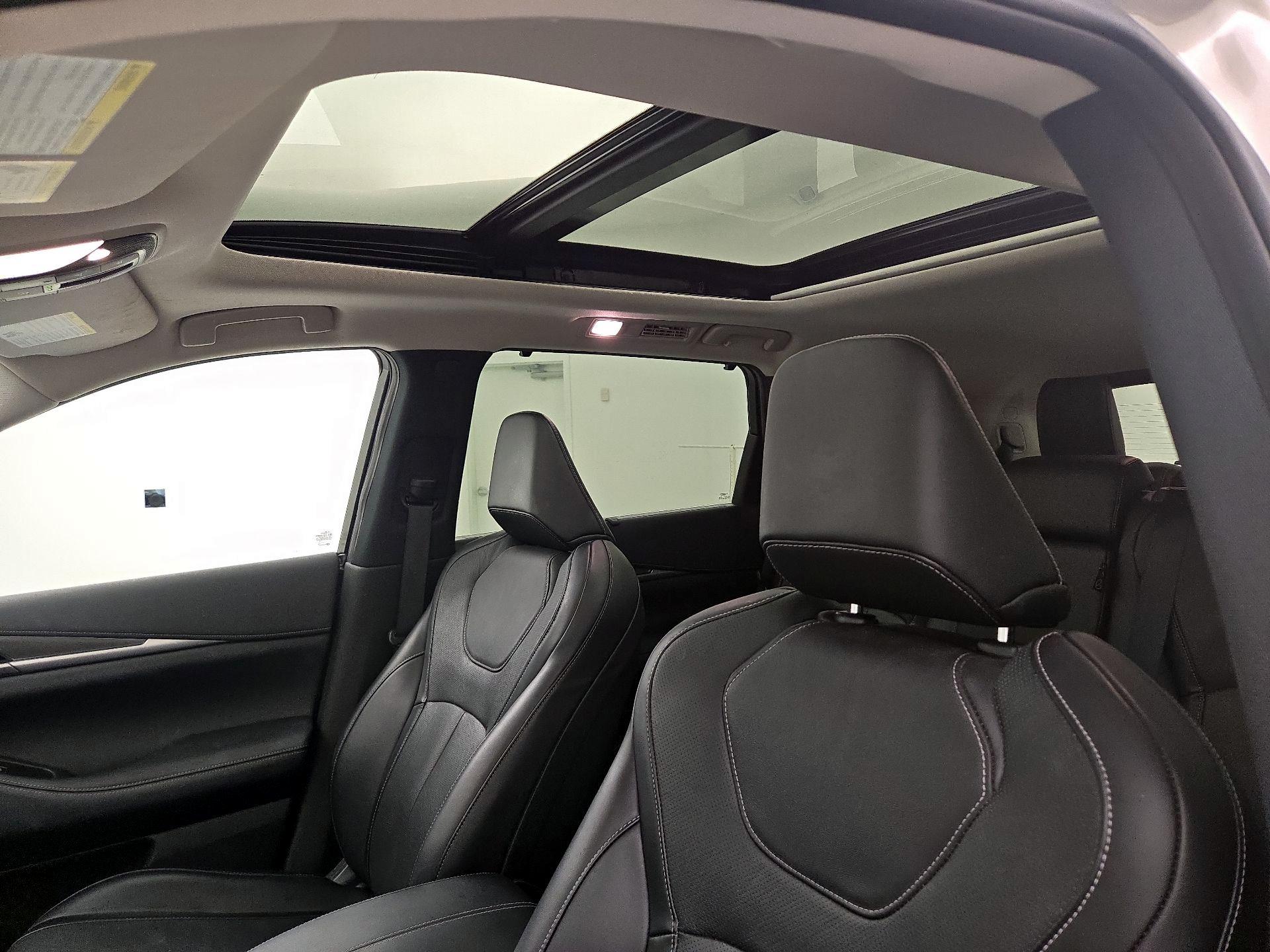 Thumbnail: 2023 INFINITI QX60 - 19