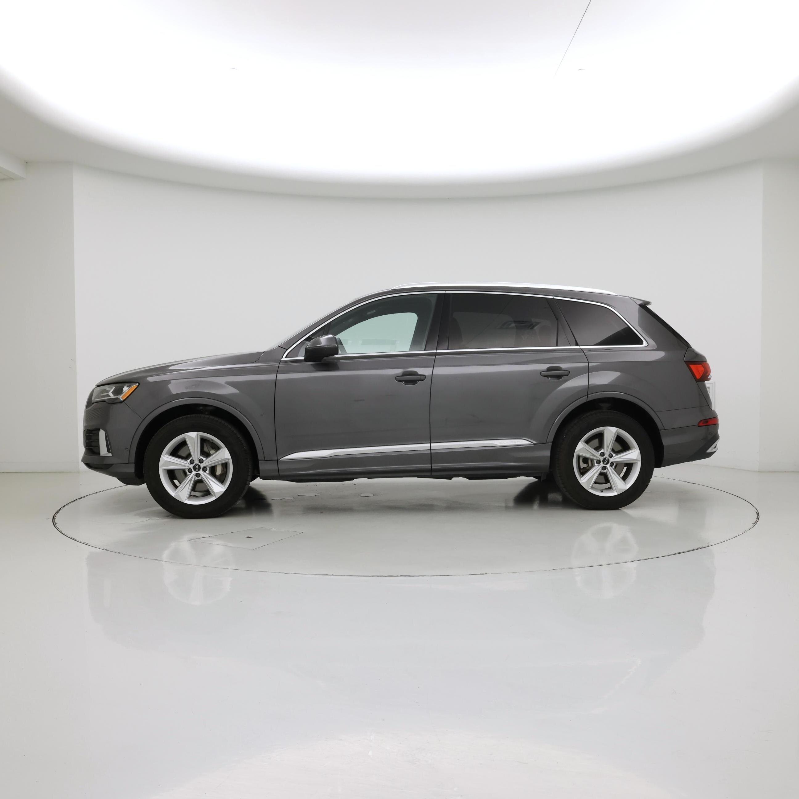 Thumbnail: 2022 Audi Q7 - 3