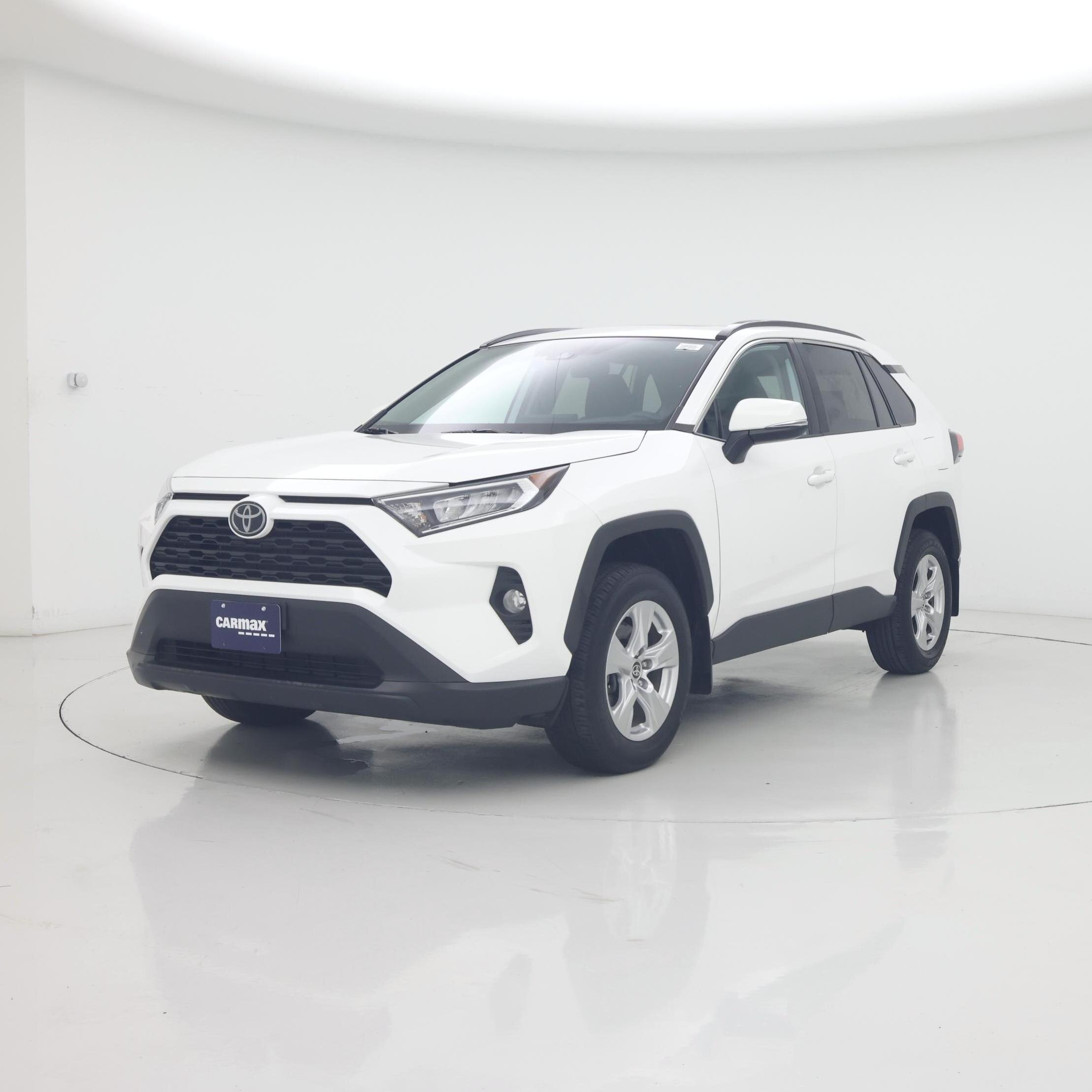 Thumbnail: 2021 Toyota RAV4 - 4