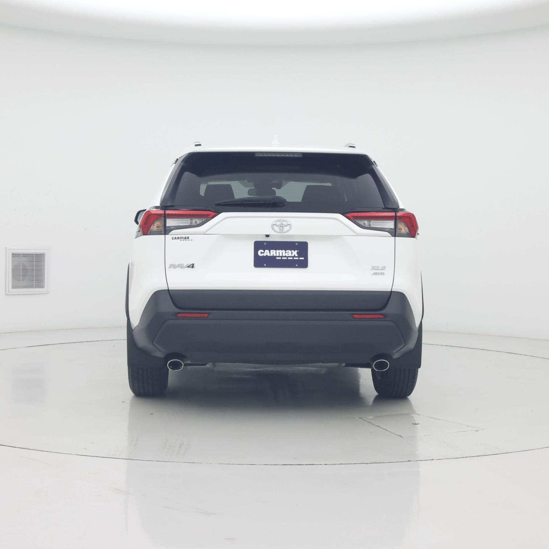 Thumbnail: 2021 Toyota RAV4 - 6